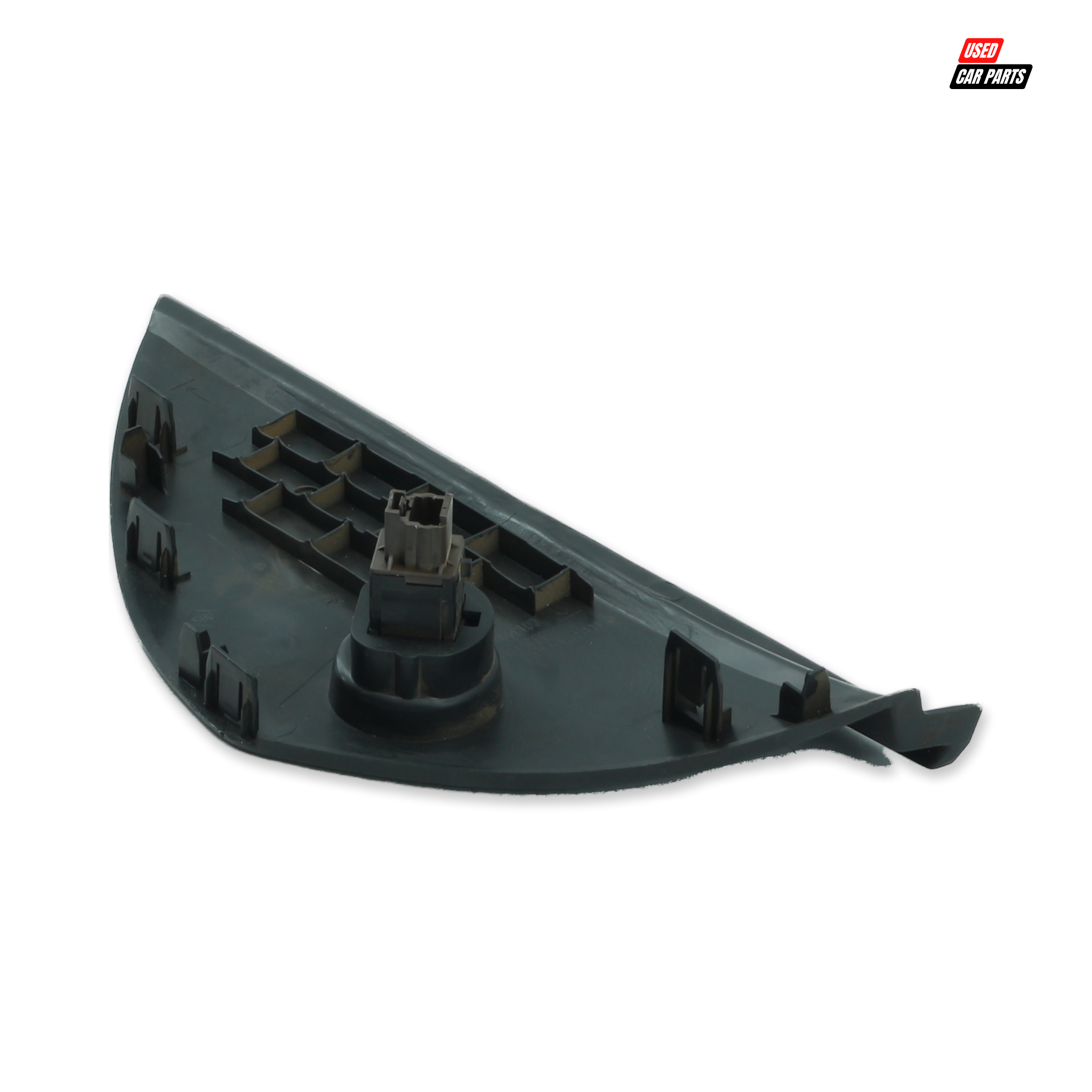 Used Passengers Side Dashboard Side End Trim (Part Number 698209511R) for RENAULT CAPTUR