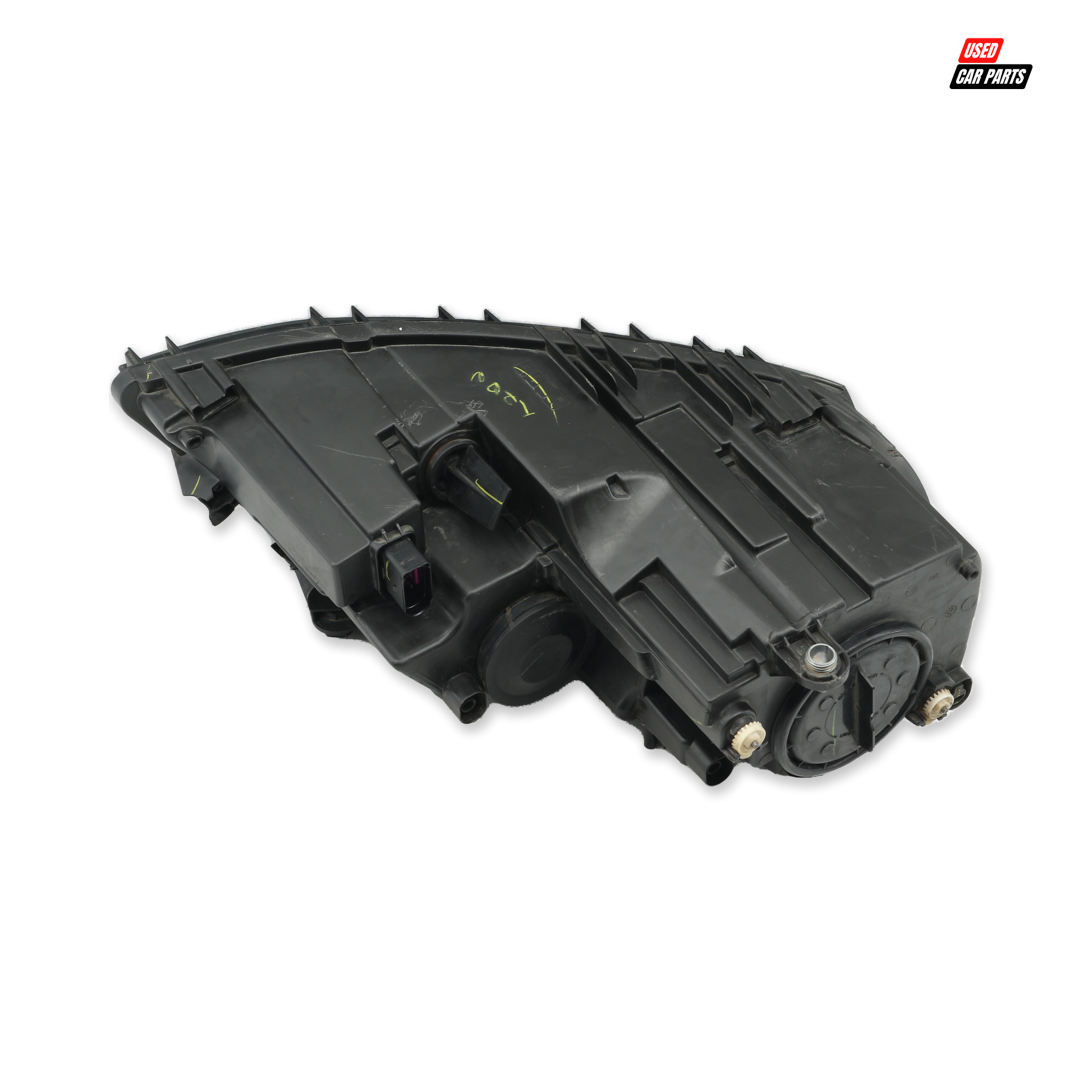 Used OEM Passengers Side Headlight (Part Number 5C8941005) for 2015 Volkswagen Jetta