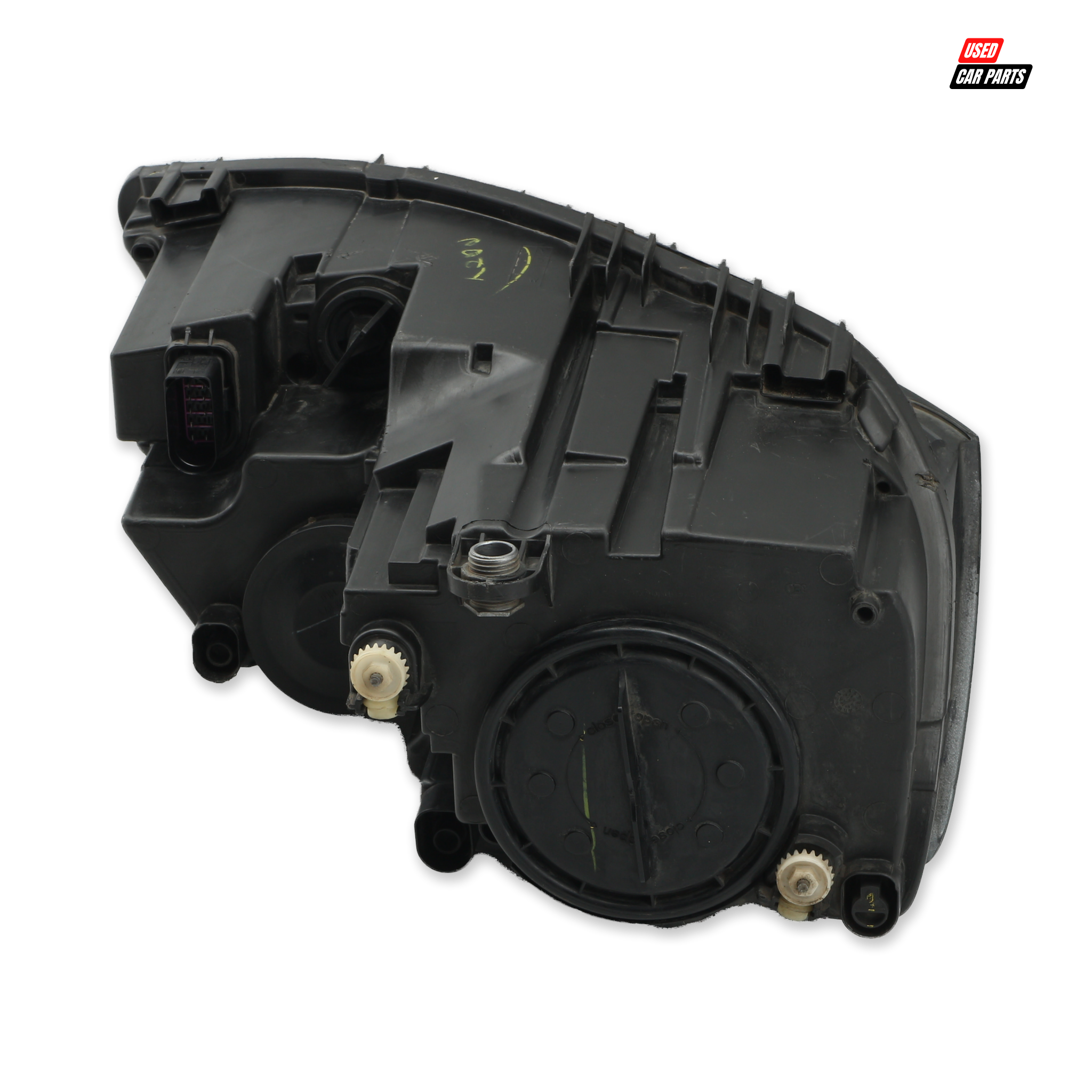 Used OEM Passengers Side Headlight (Part Number 5C8941005) for 2015 Volkswagen Jetta