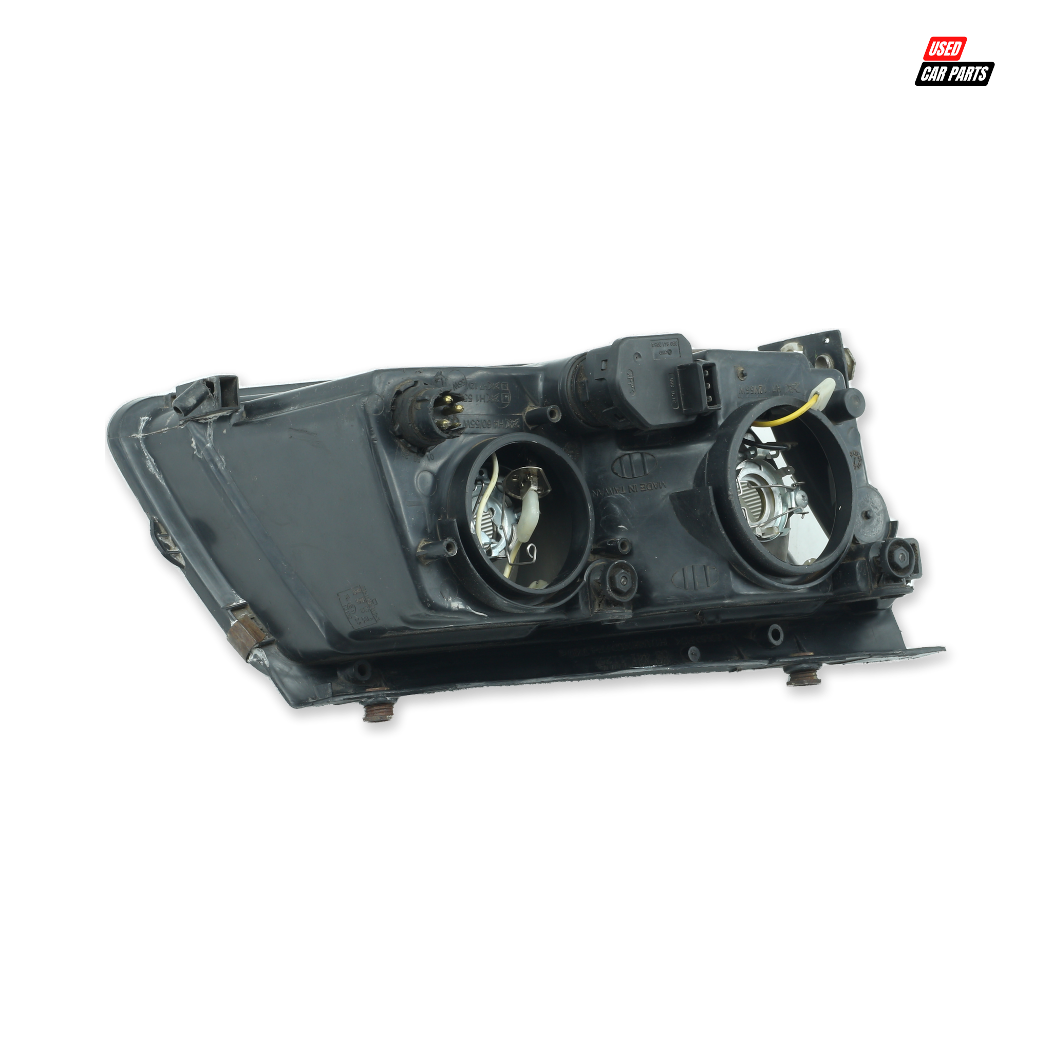 Used Passengers Side Headlight for 2000 VOLKSWAGEN PASSAT