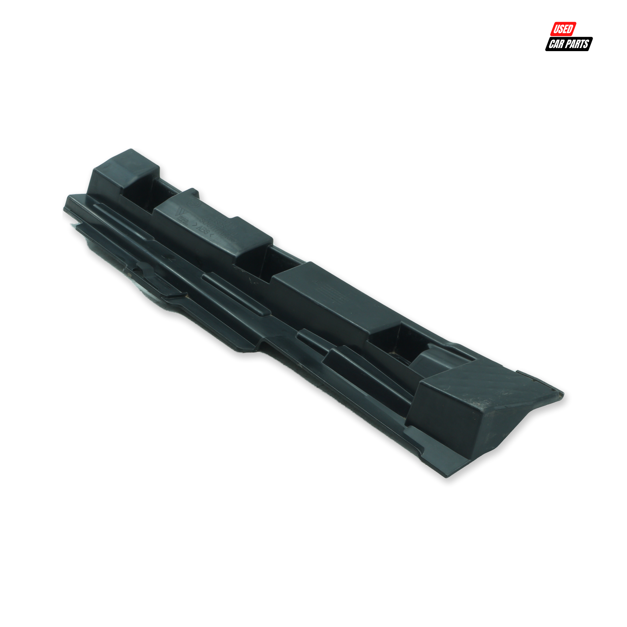 Used BMW Passengers Side Sideskirt Bracket (Part Number 7256919)