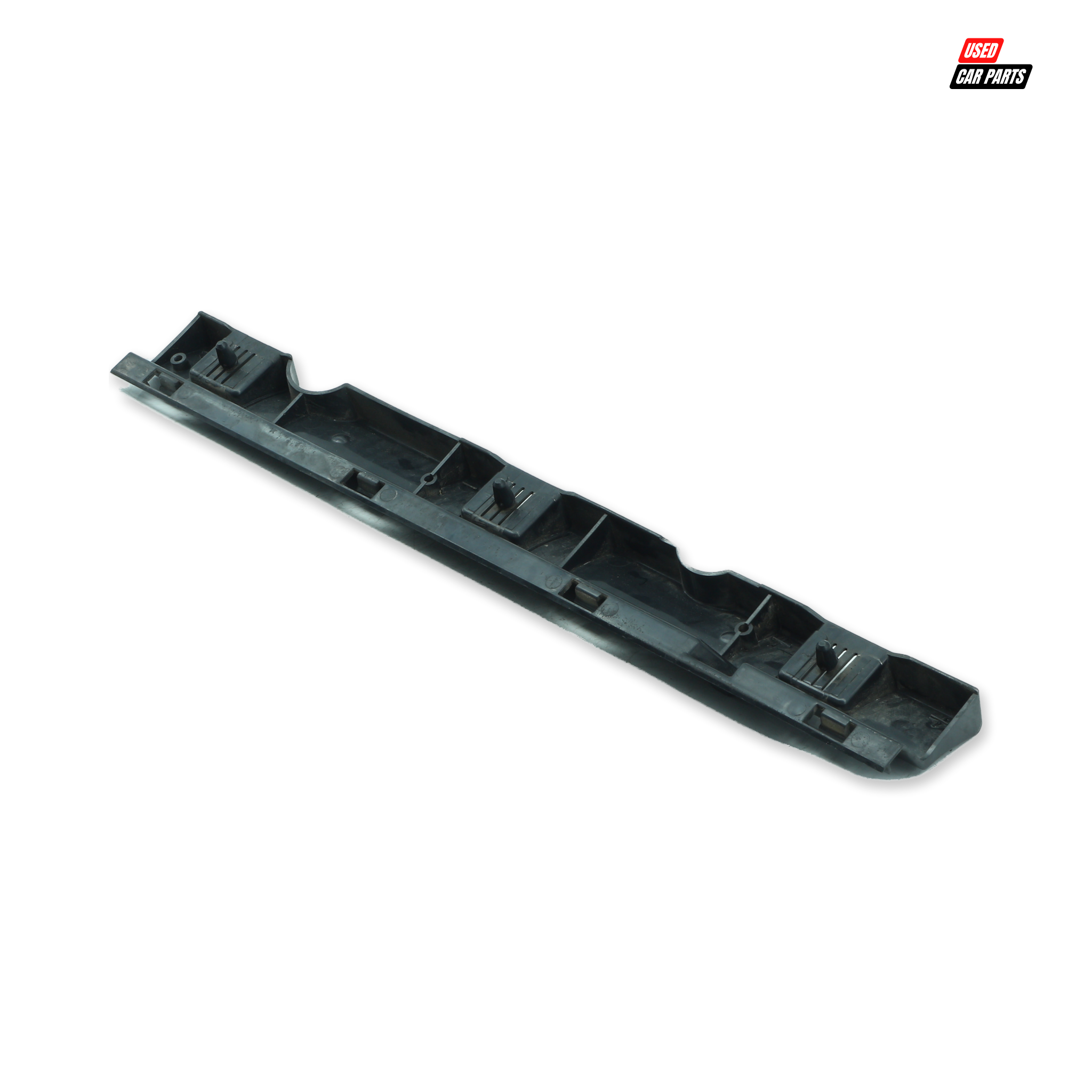 Used BMW Passenger Side Sideskirt Bracket (51777202657) - Salvage Yard