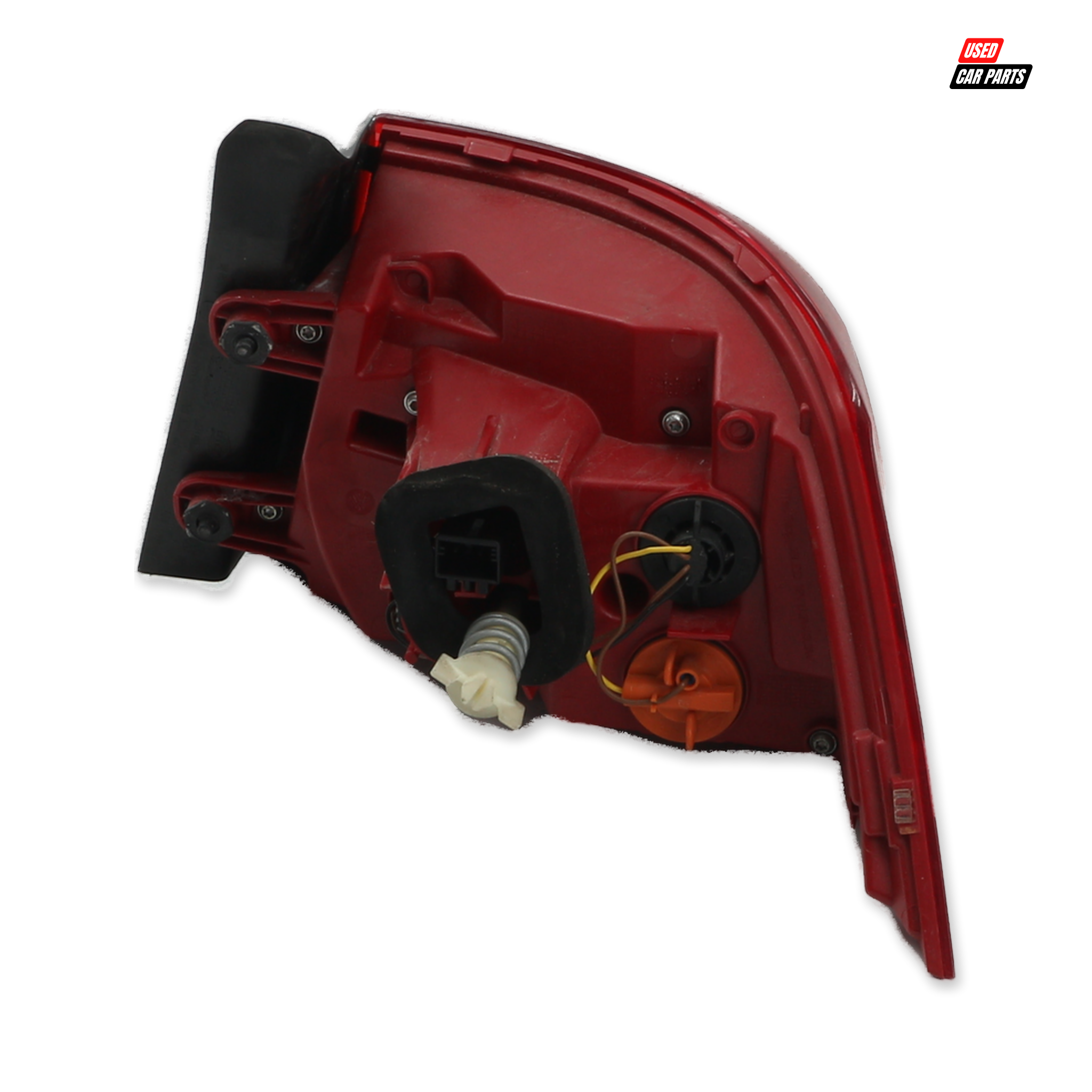 Used Passengers Side Tail Light (Part Number 3AE945309) for VOLKSWAGEN PASSAT 2015