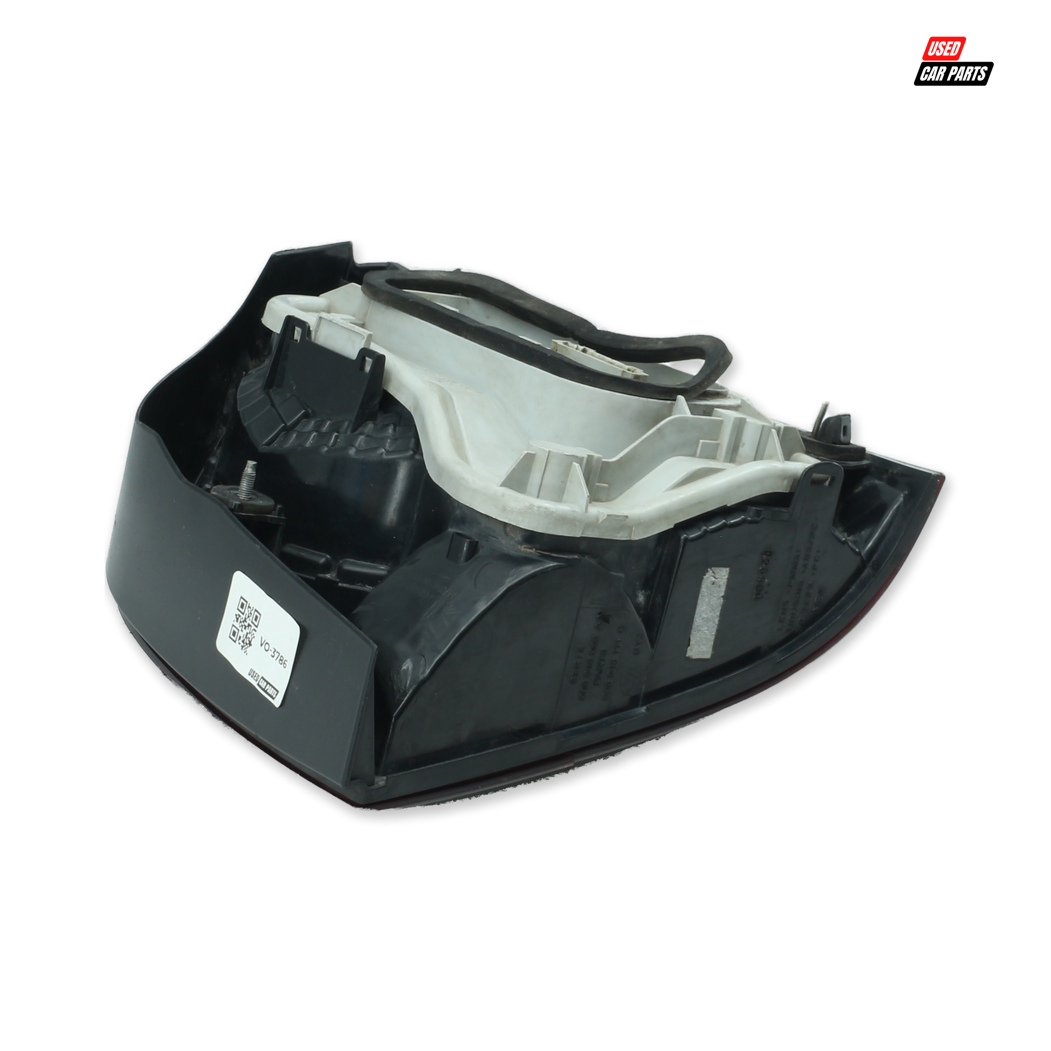 Used OEM Passengers Side Tail Light (Part Number 606945095AA) for 2007 VOLKSWAGEN 2.0 HIGHLINE