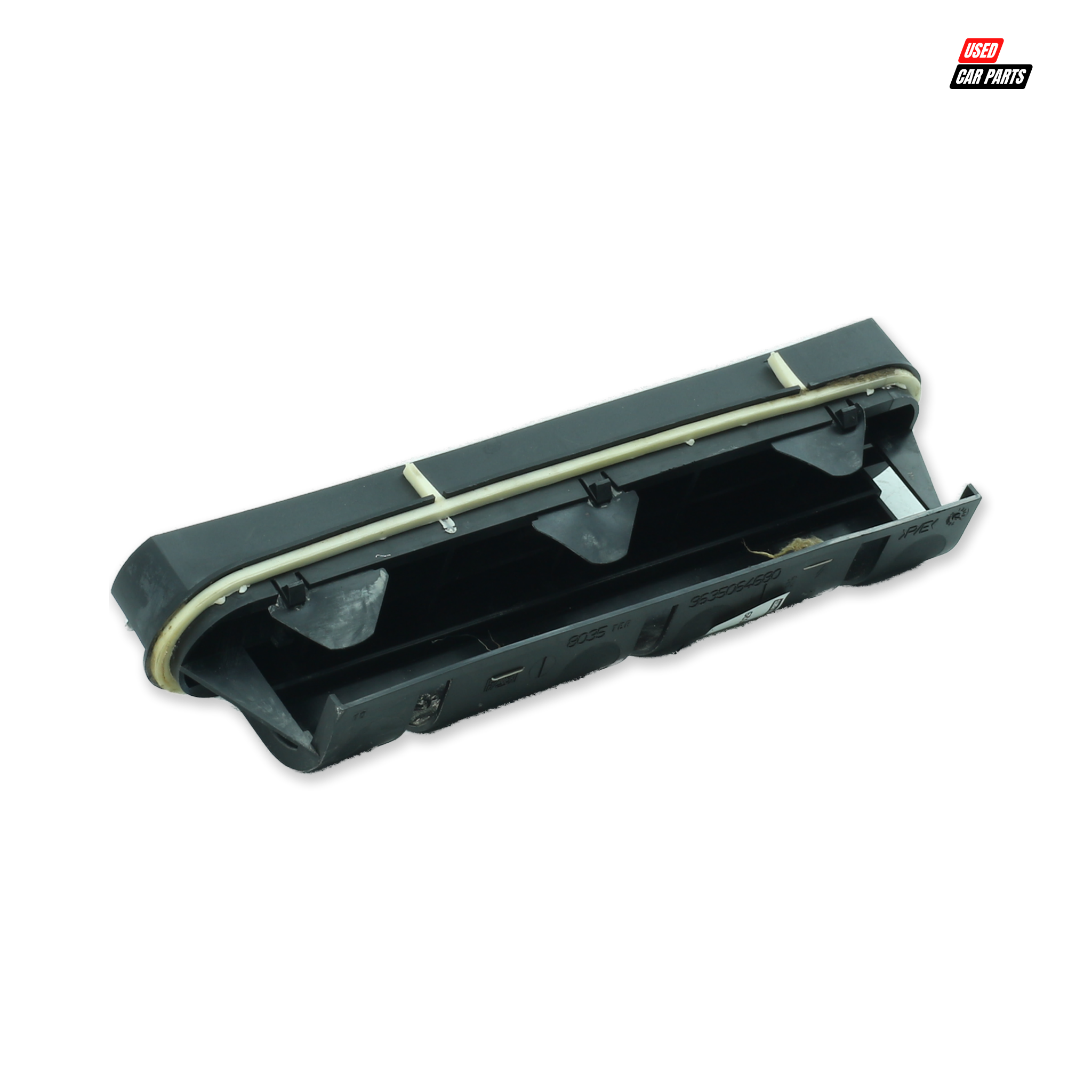 Used CITROEN C4 1.6HDi 2005 Rear Trunk Air Vent (Part Number 9635064680)