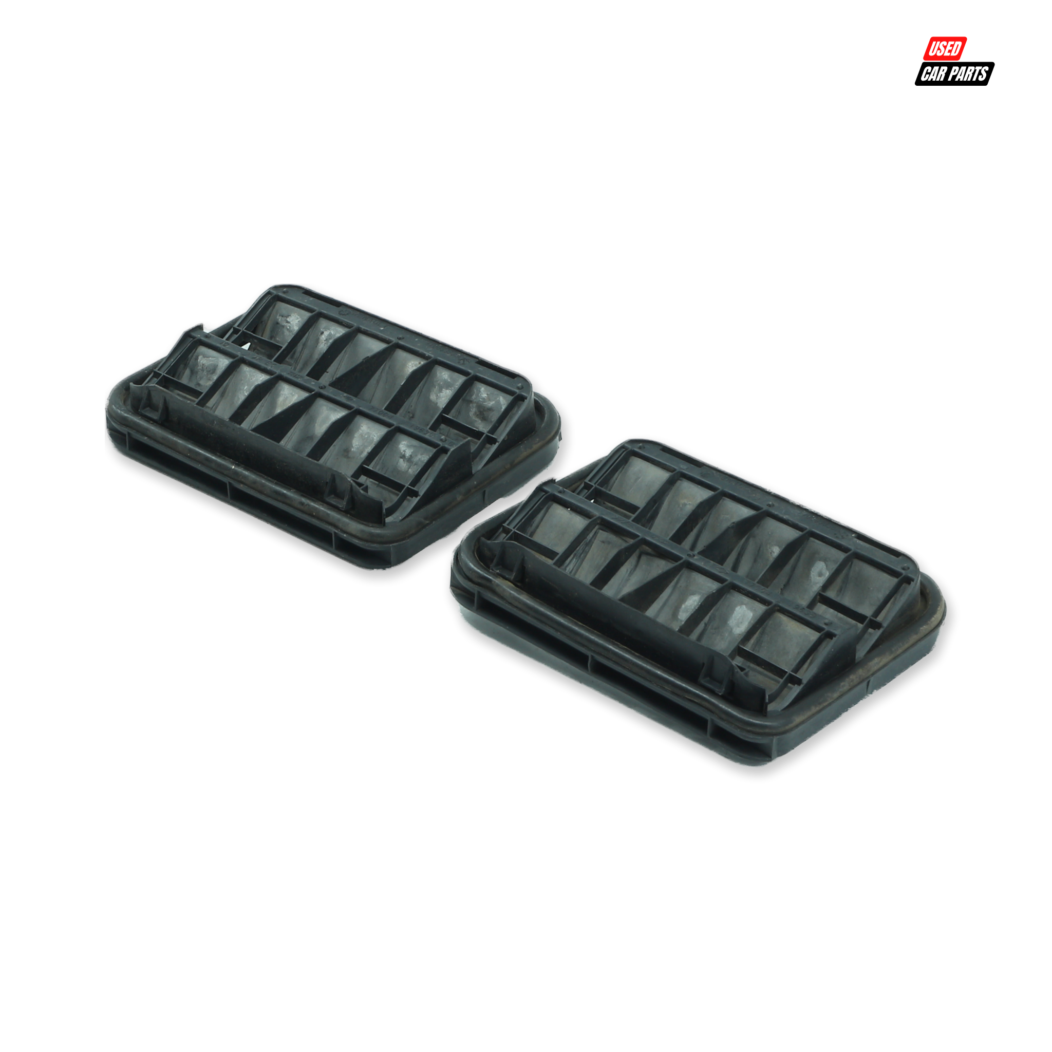 Used Renault Captur 2015 Rear Trunk Air Vent (Part Number 7700838358)