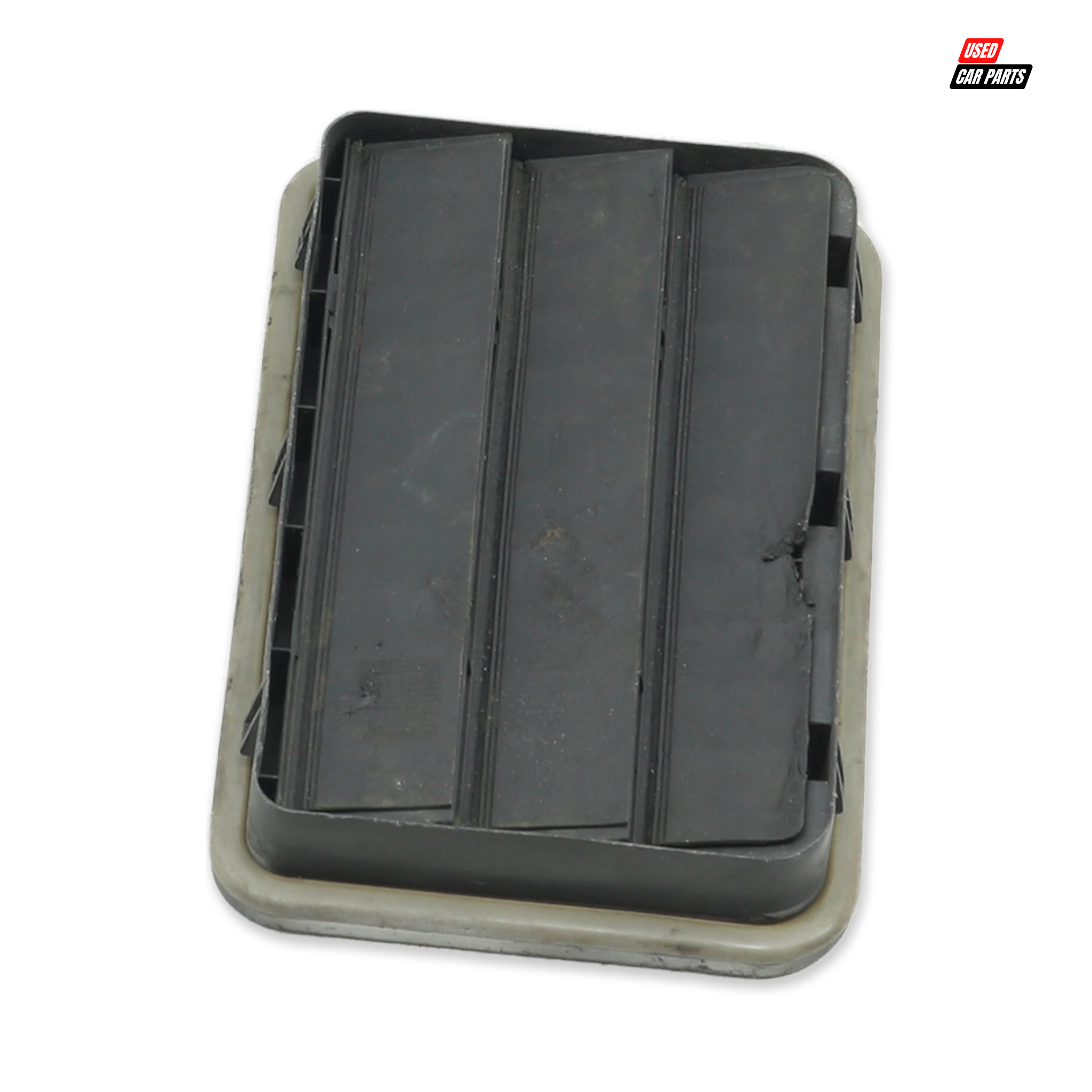 Used BMW 320i (2013) Rear Trunk Air Vent (Part Number 60829010)