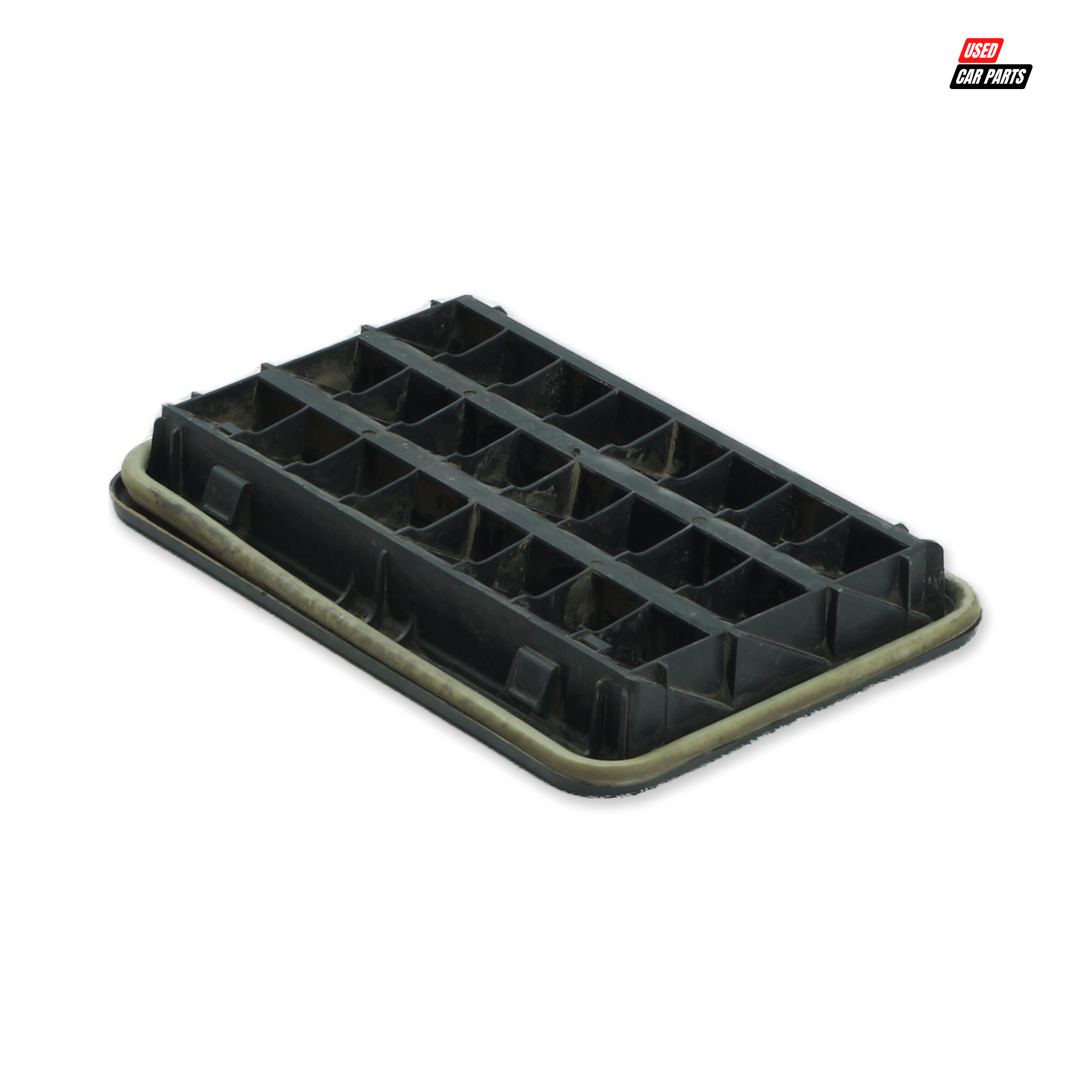 Used Rear Trunk Air Vent (Part Number 60829010) for 2000 VOLKSWAGEN PASSAT