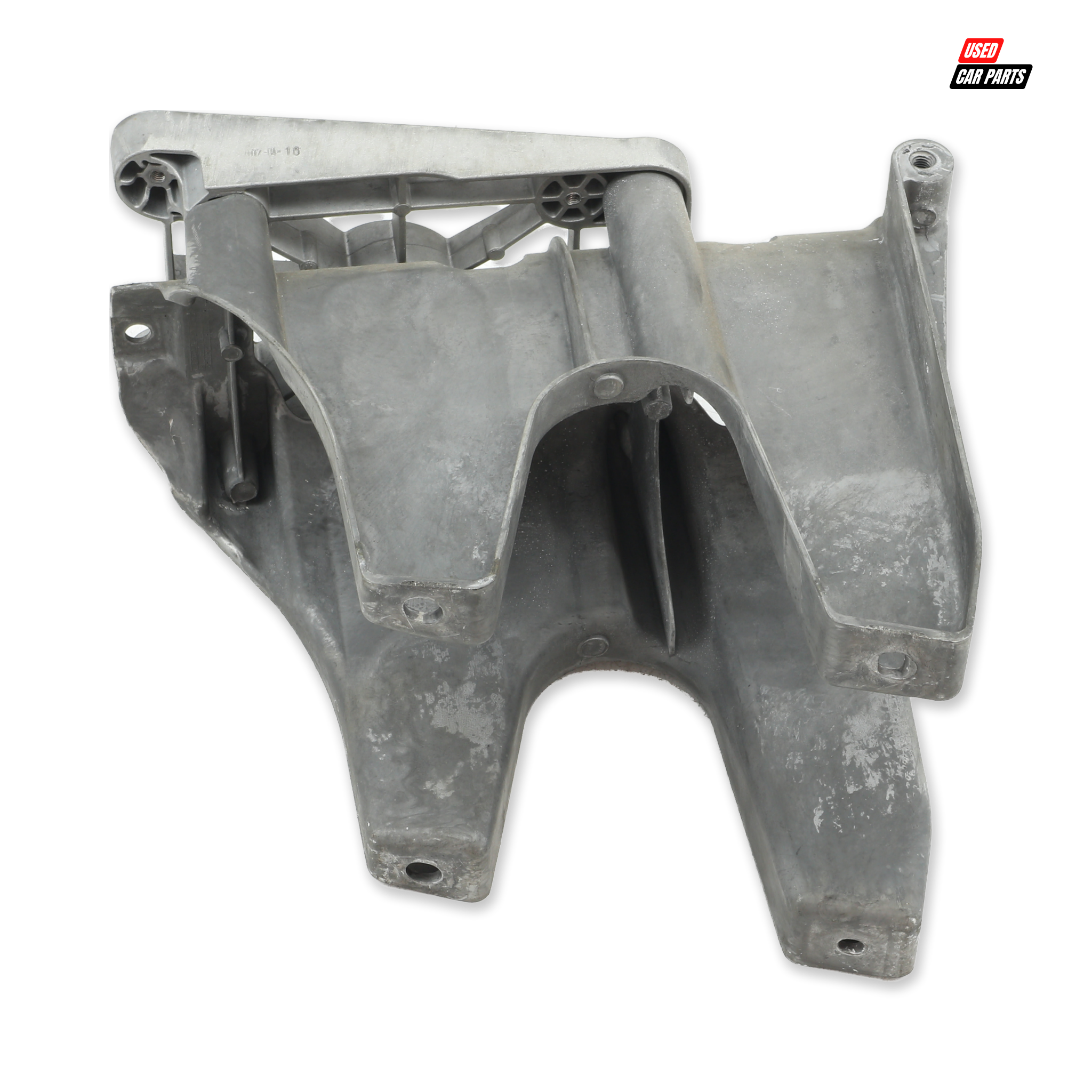 2012 Chevrolet Captiva Shifter Center Mount Bracket (Used)