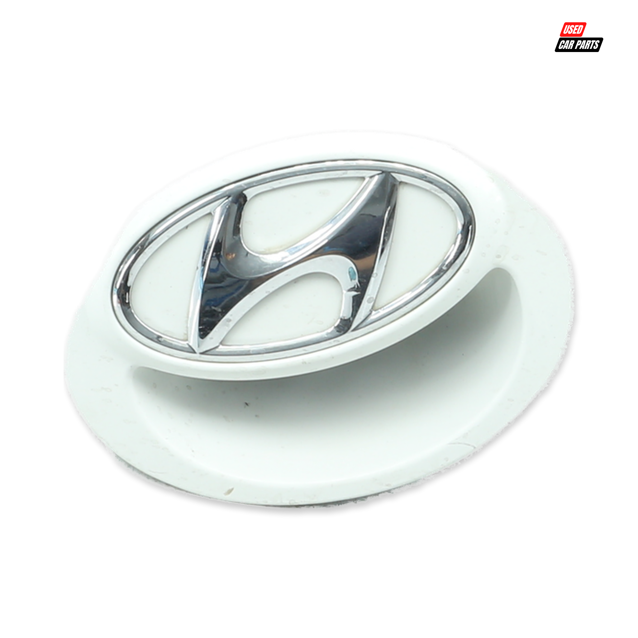 Used Trunk Handle With Emblem (Part Number 817211J020) for 2014 Hyundai i20 Active