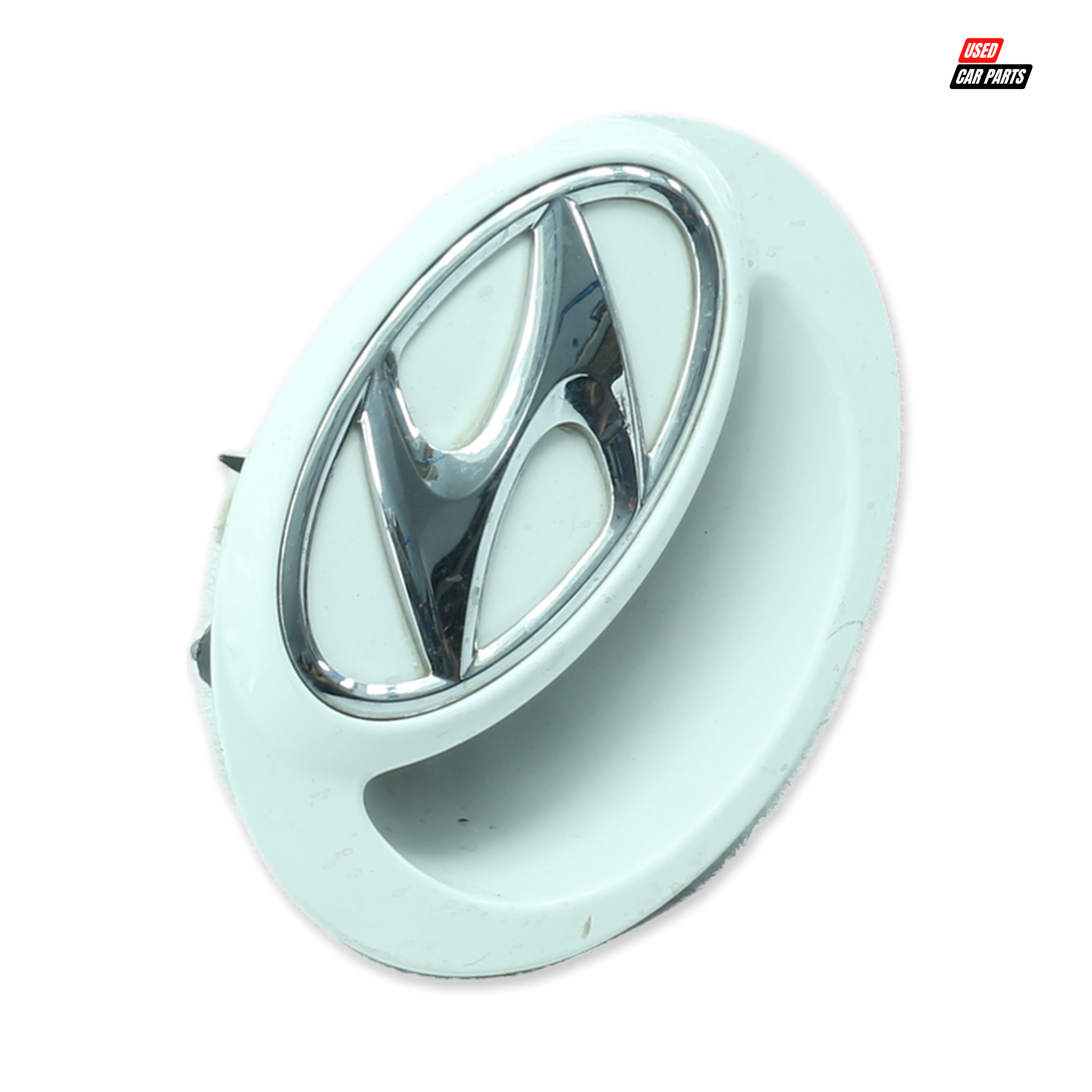 Used Trunk Handle With Emblem (Part Number 817211J020) for 2014 Hyundai i20 Active