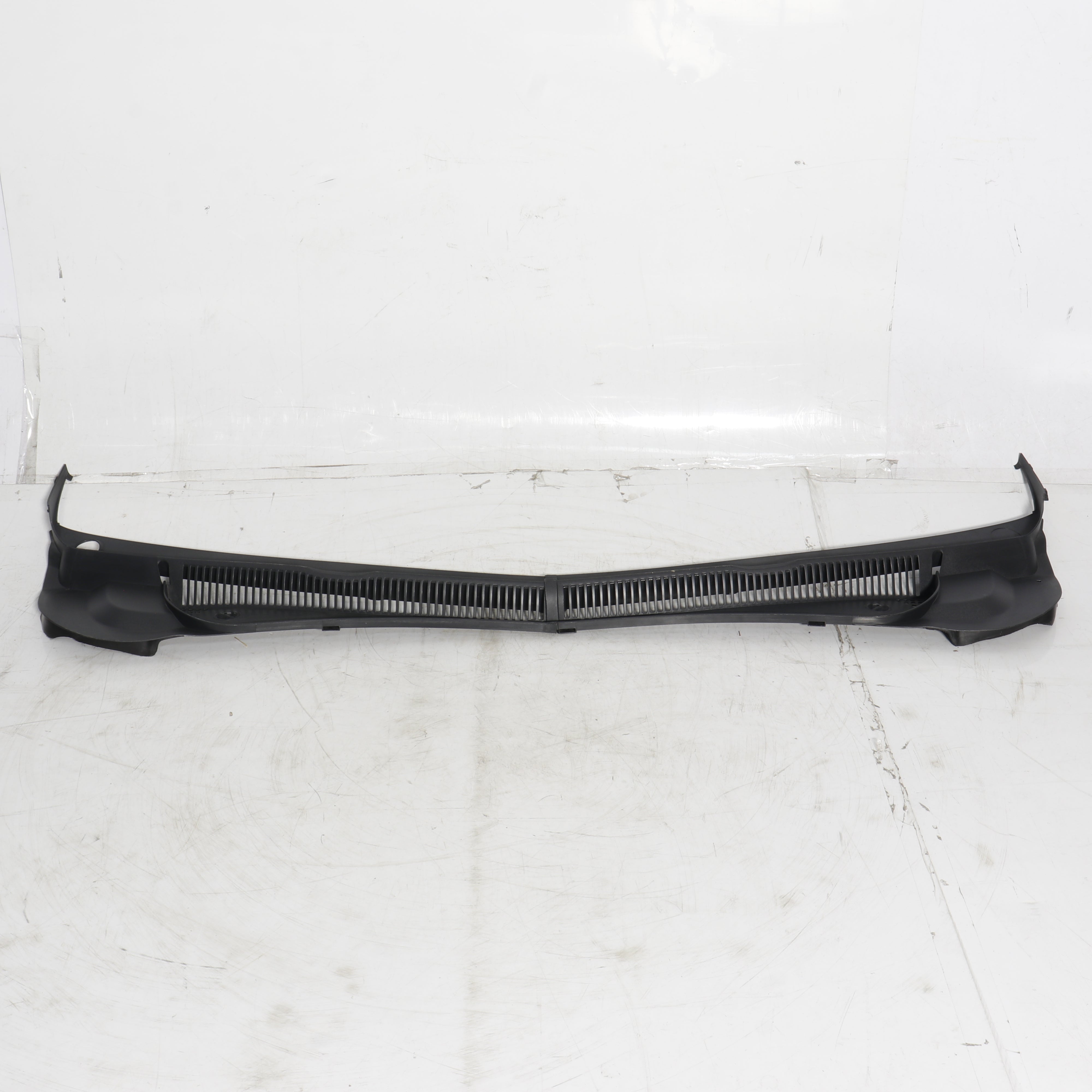 Used VOLKSWAGEN POLO 1.2 TRENDLINE DSG Wiper Cowl Panel - OEM Part 2GS819403
