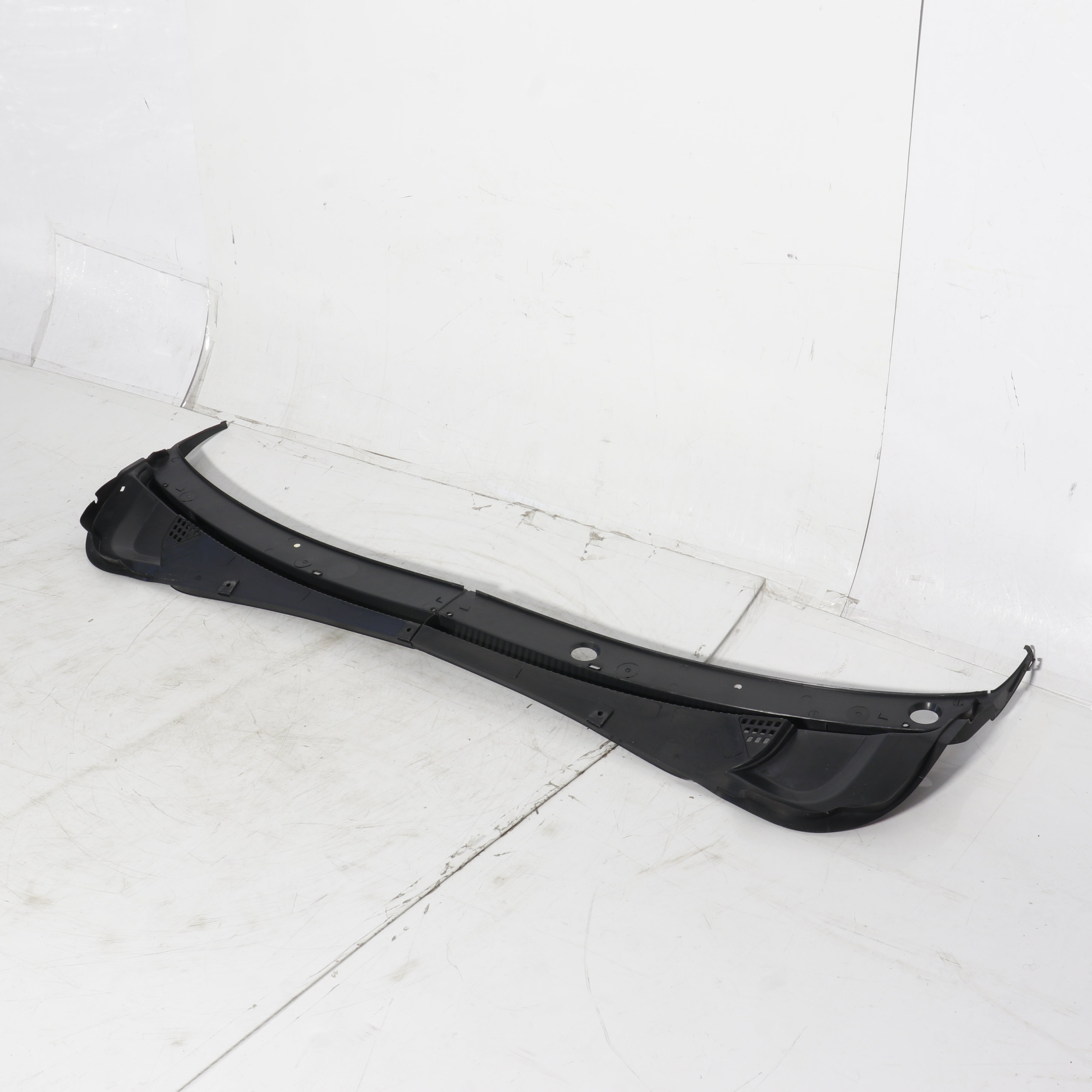 Used VOLKSWAGEN POLO 1.2 TRENDLINE DSG Wiper Cowl Panel - OEM Part 2GS819403