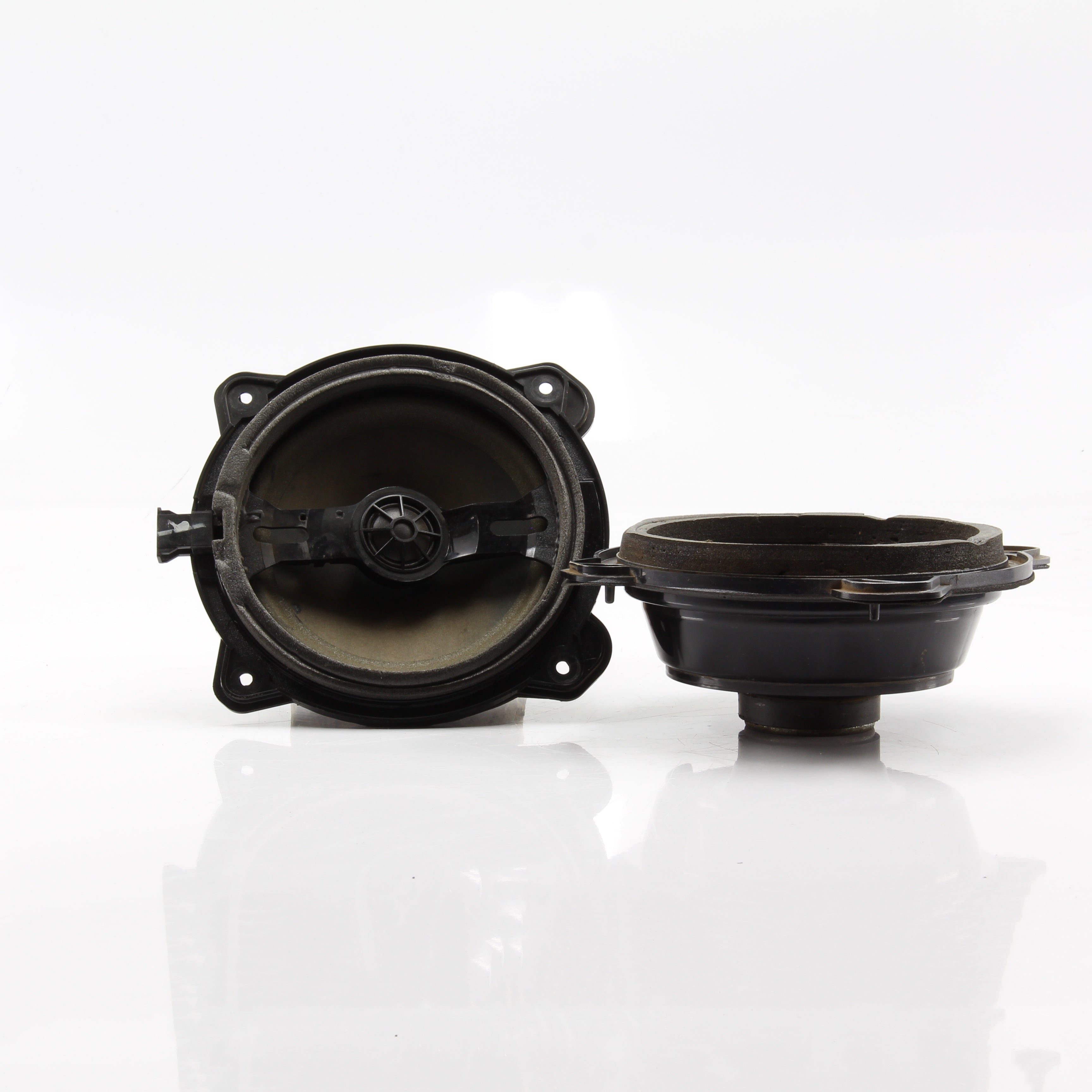 2002 AUDI A3 Front speakers