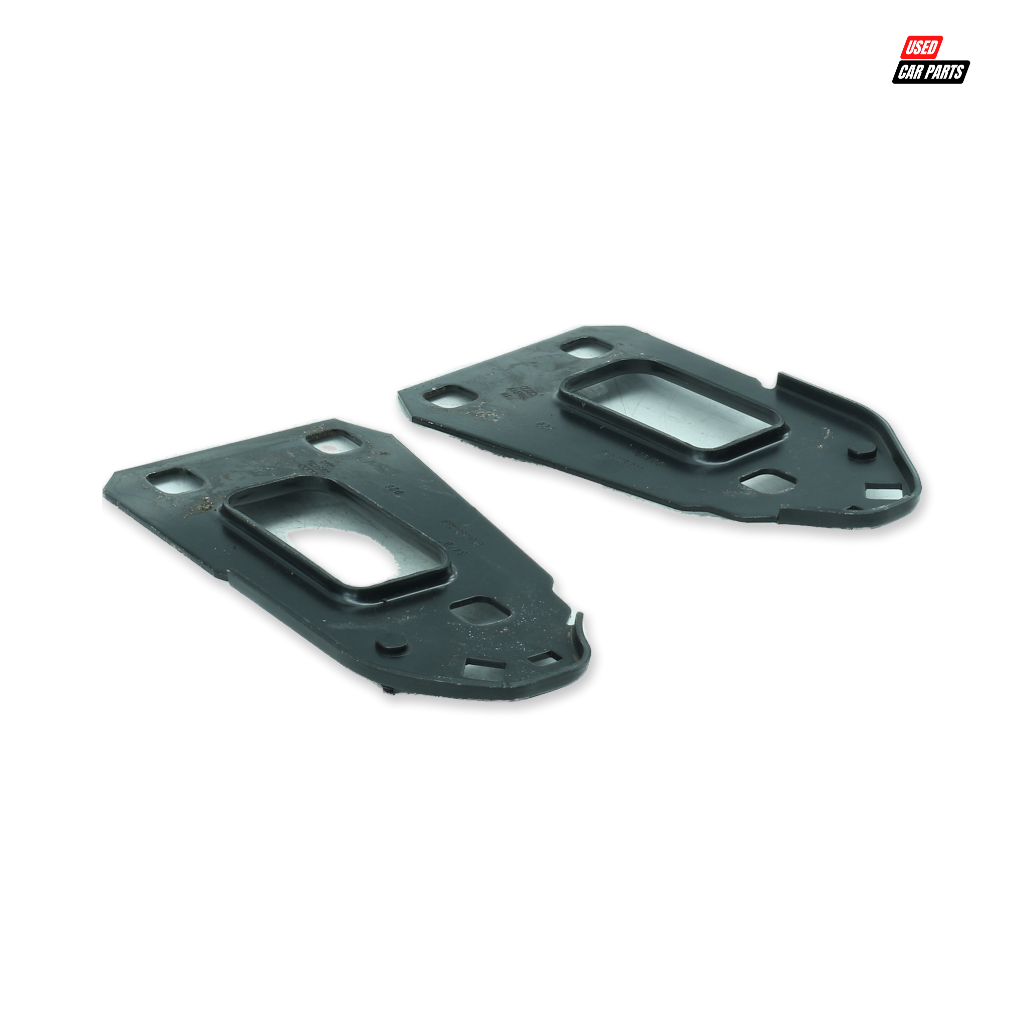Used Audi Radiator Spacer Support Bracket (Part Number 8K0805499)