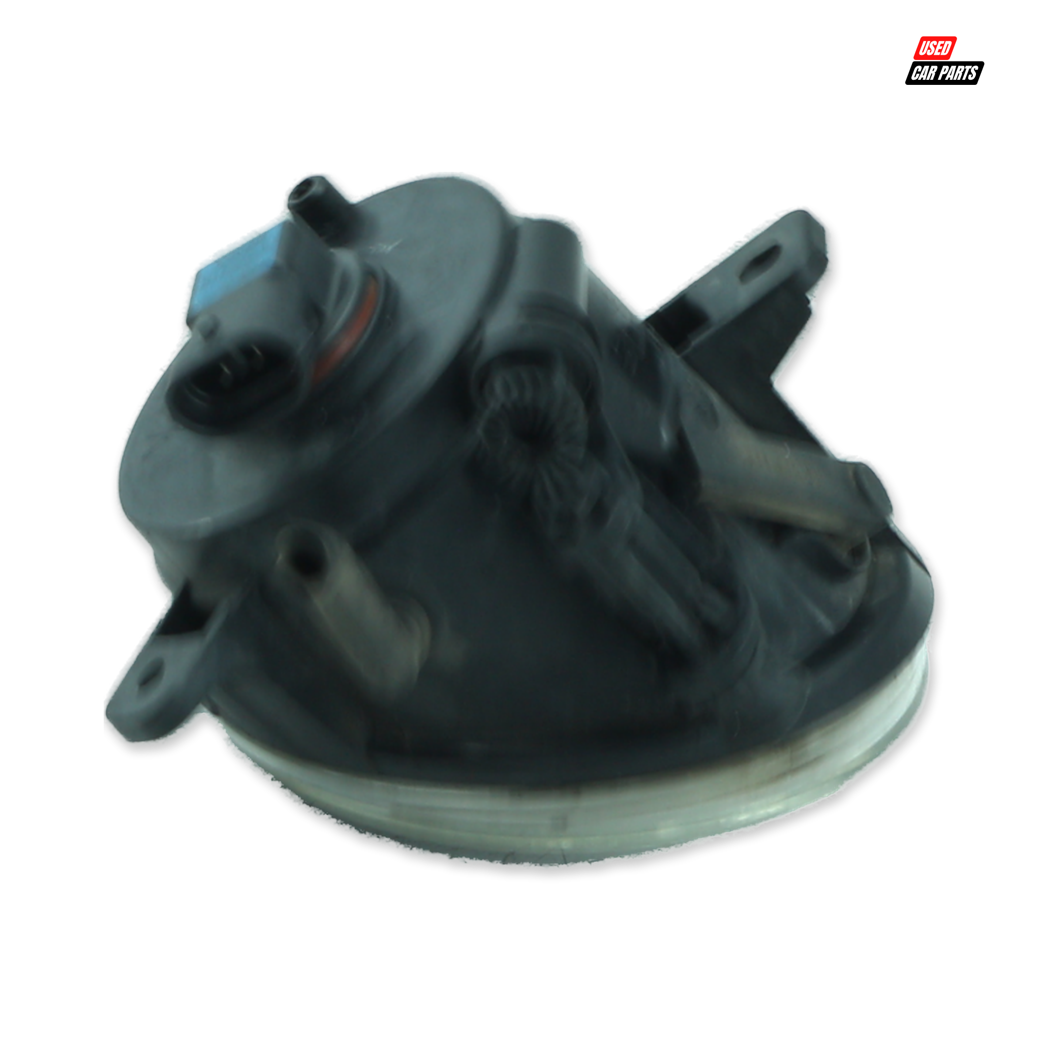 Used Audi Q5 2010 Passengers Side Fog Light (Salvaged)