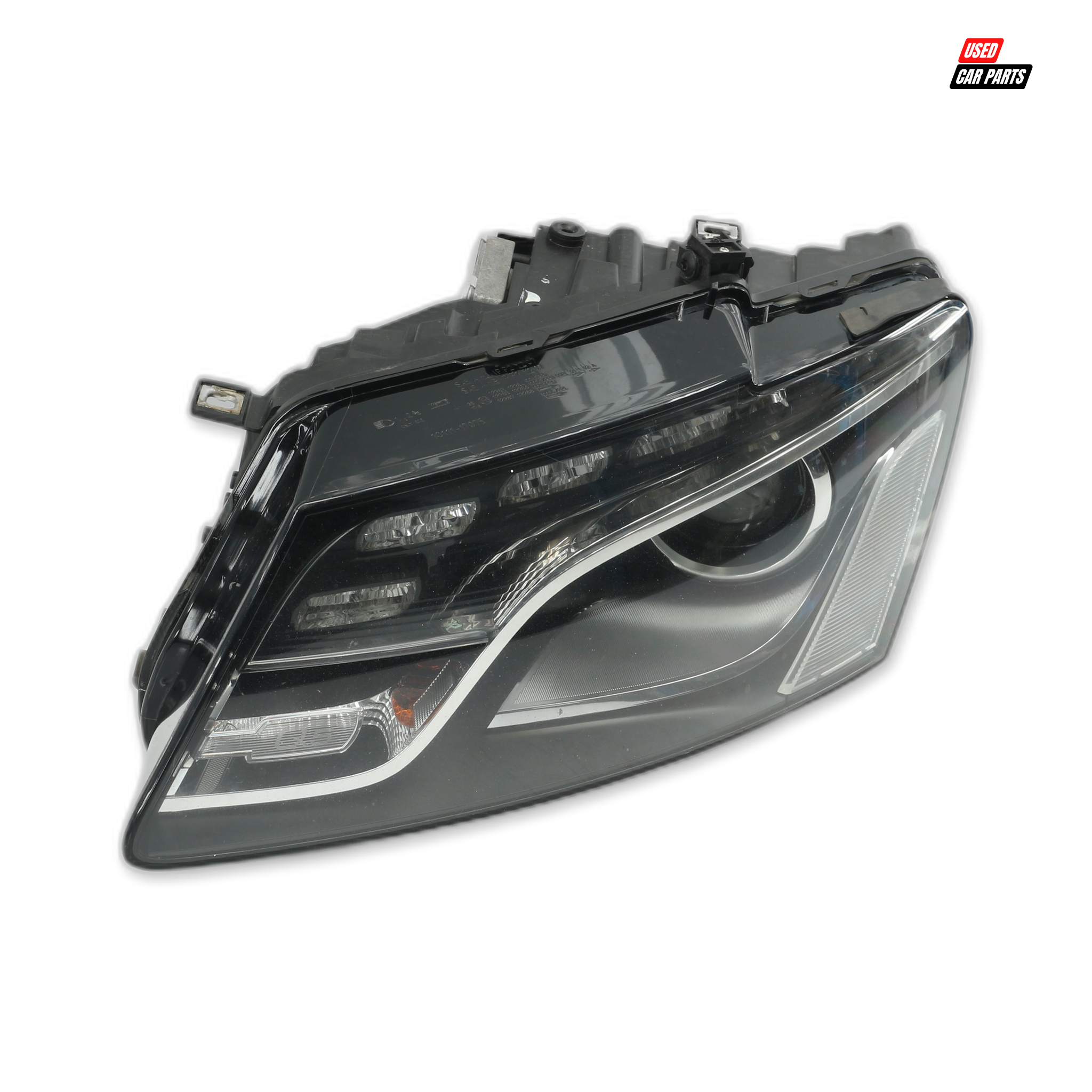 Used Audi Q5 Passengers Side Headlight (Part Number 8K0941597C)