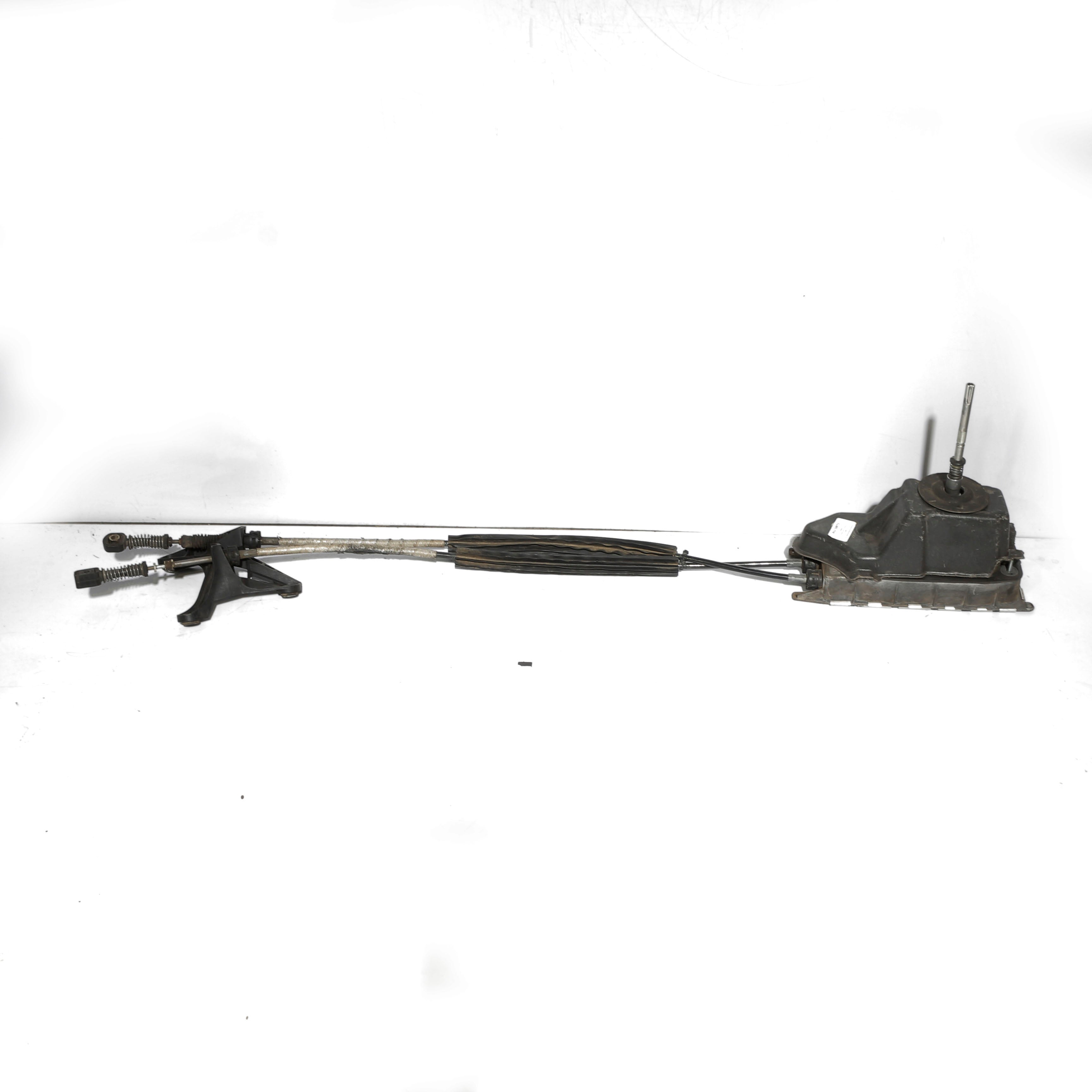 Audi A4 (Pre-Facelift) B8 (Type 8K) 2.0 TFSI Gear Lever Unit & Gear Shift Cables