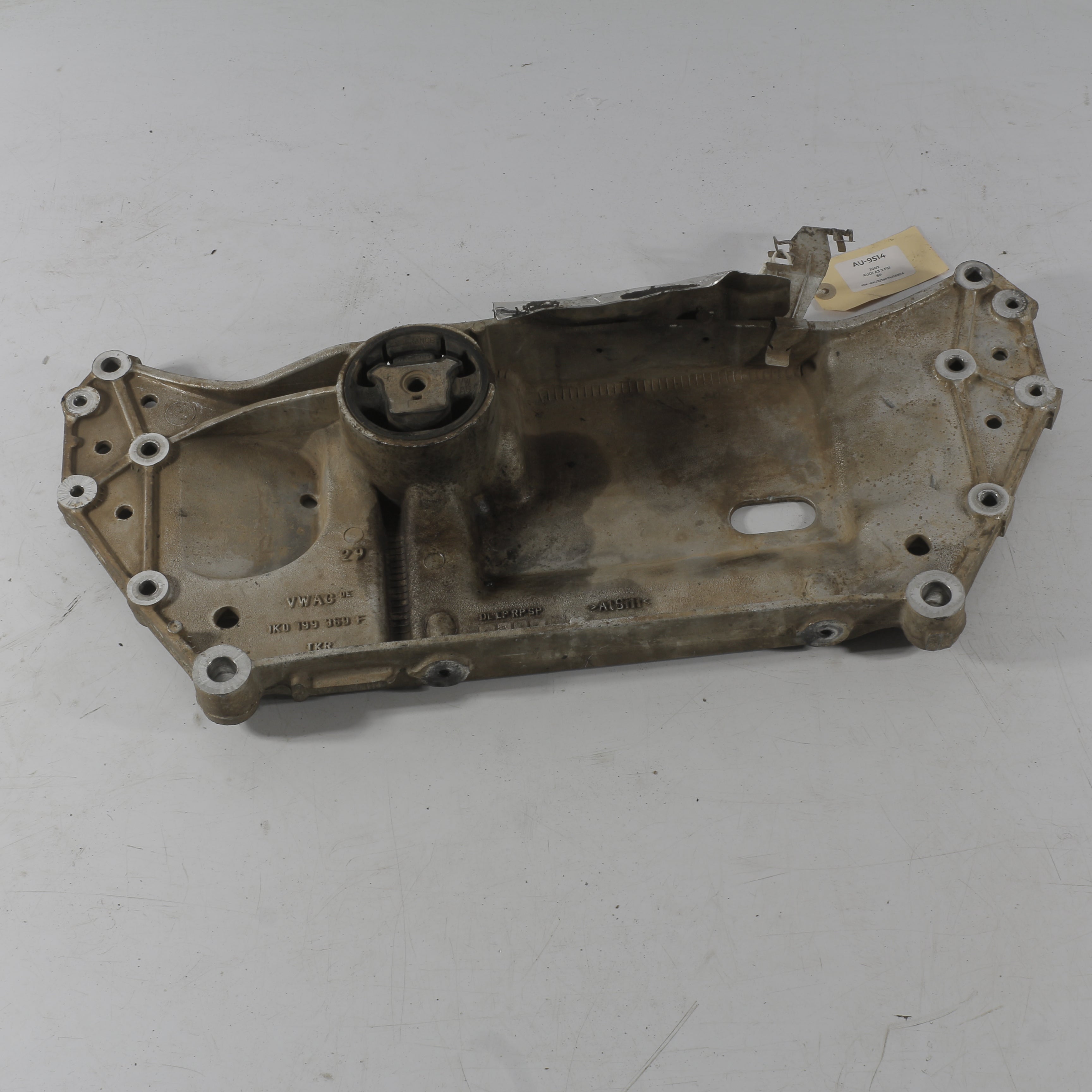 Audi A3 8P 2.0 FSI Subframe