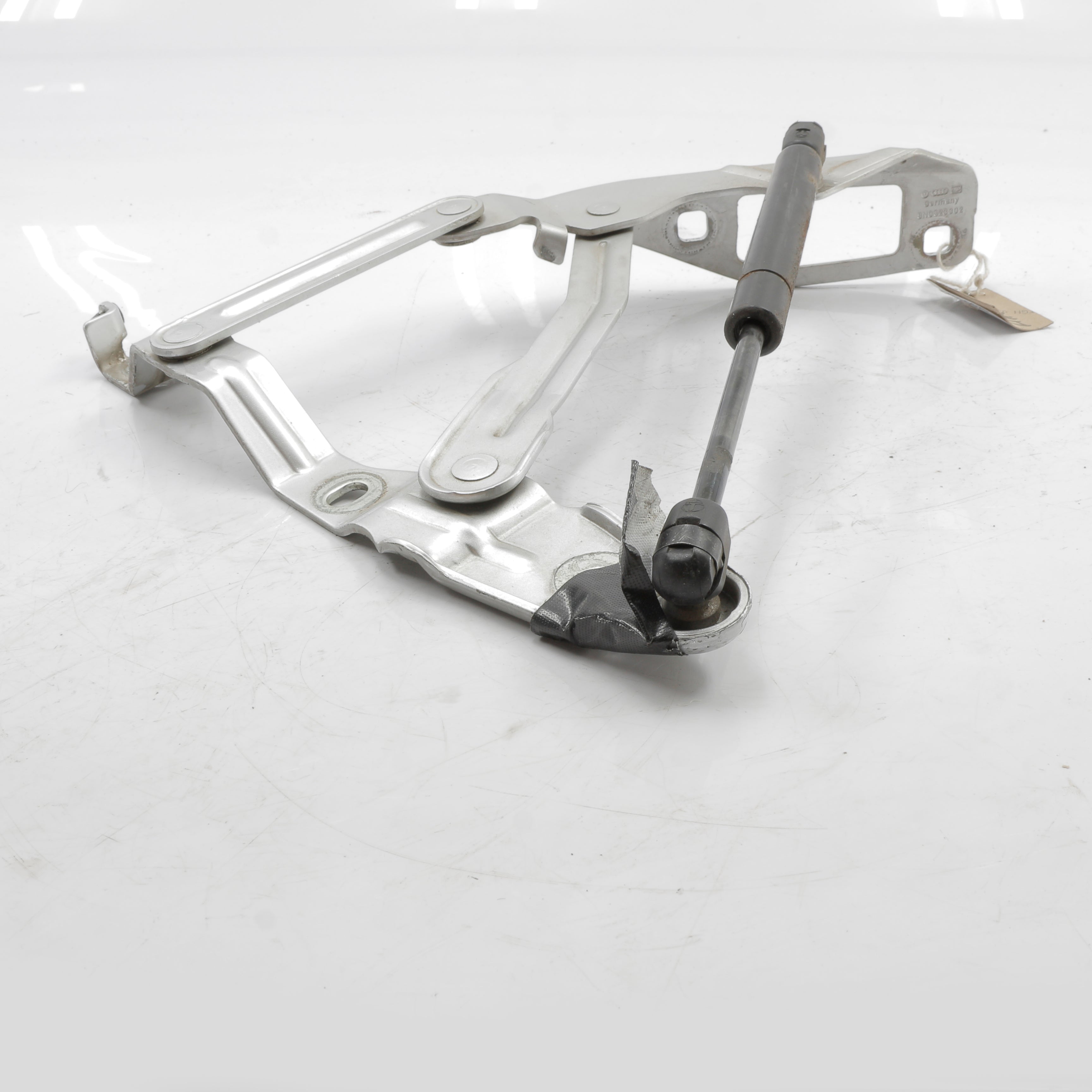 Audi TT S Line Sport 8N 1.8T Bonnet Hinges