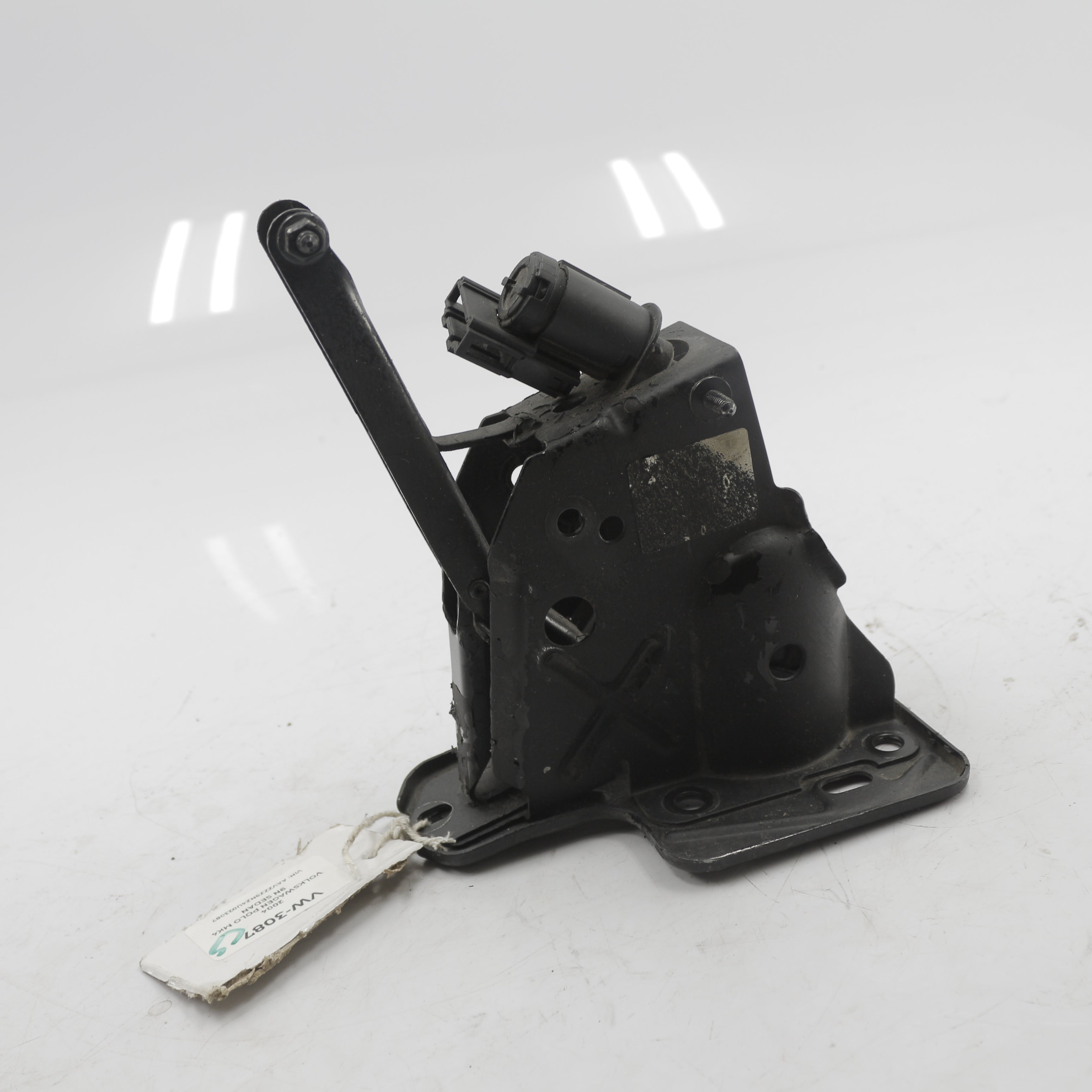 Volkswagen Polo Mk4 Sedan (Pre-Facelift) 9N 1.4 Clutch Pedal Bracket