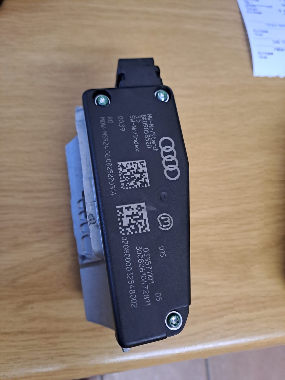 Audi A4, Power Steering Control Unit, Part Number: 8K0905852D