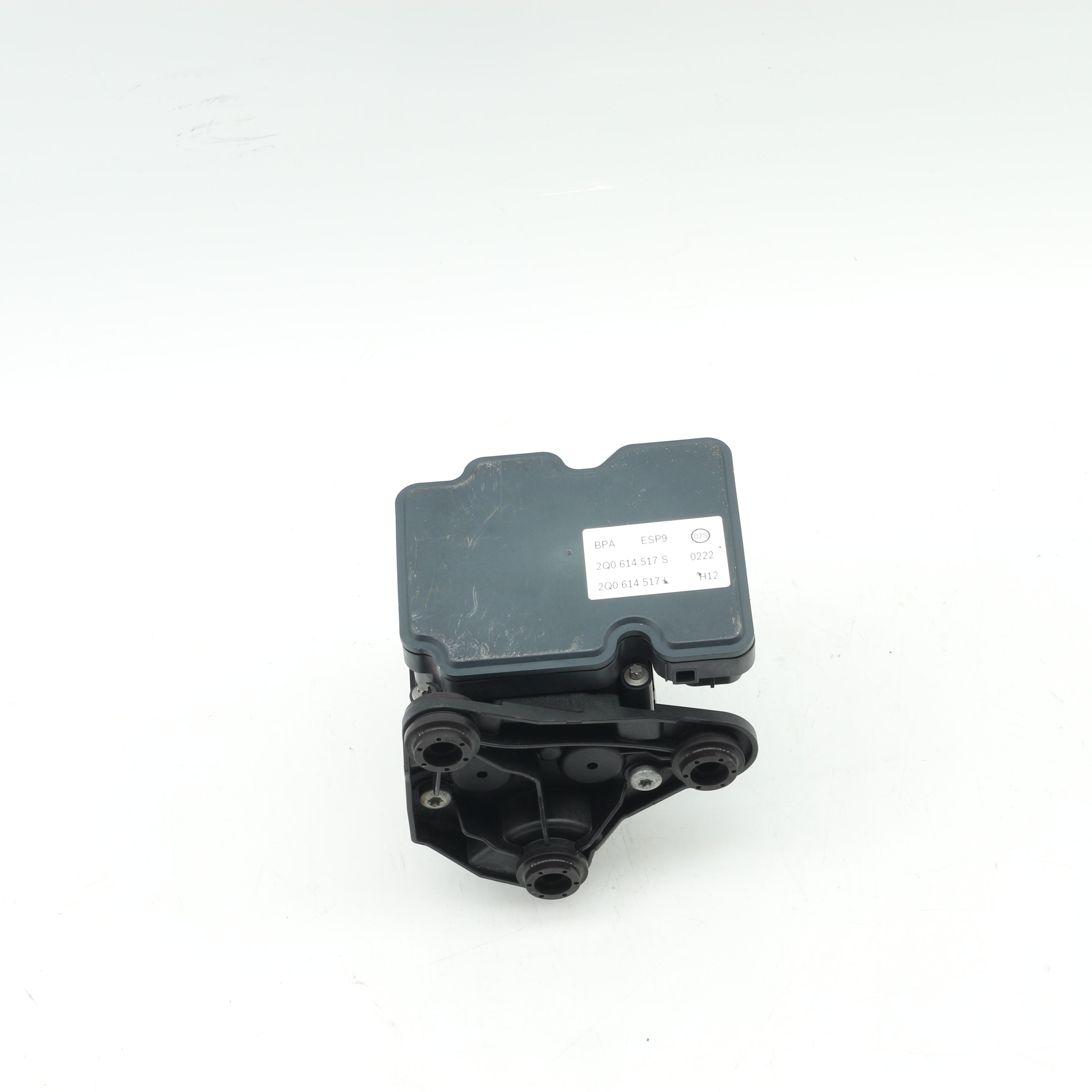Used VOLKSWAGEN POLO 1.2 TRENDLINE DSG ABS Pump - OEM Part 2Q0614517S