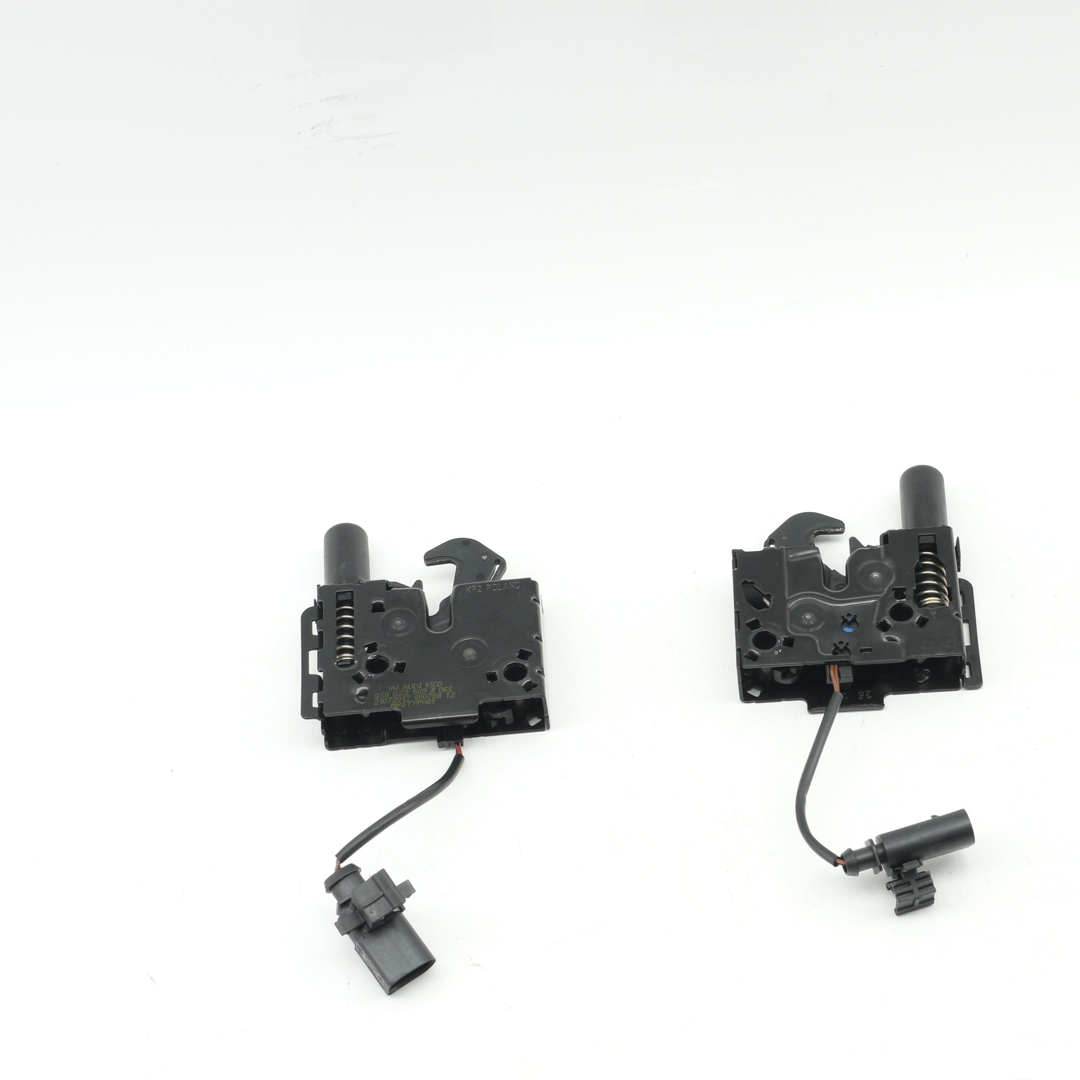 Used VOLKSWAGEN POLO 1.2 TRENDLINE DSG Bonnet Latch - OEM Part 8S0823509B