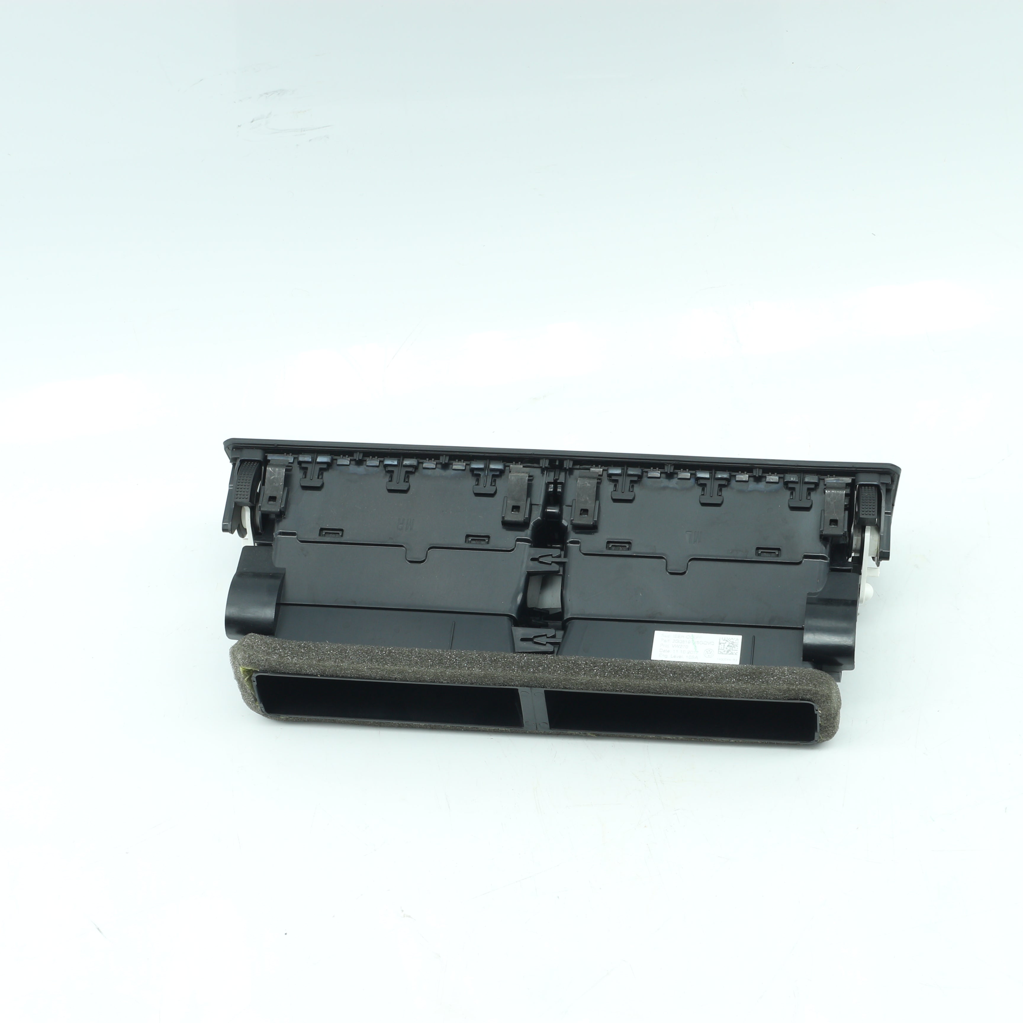 Used VOLKSWAGEN POLO 1.2 TRENDLINE DSG 2G0819728 Center Dashboard Air Vent