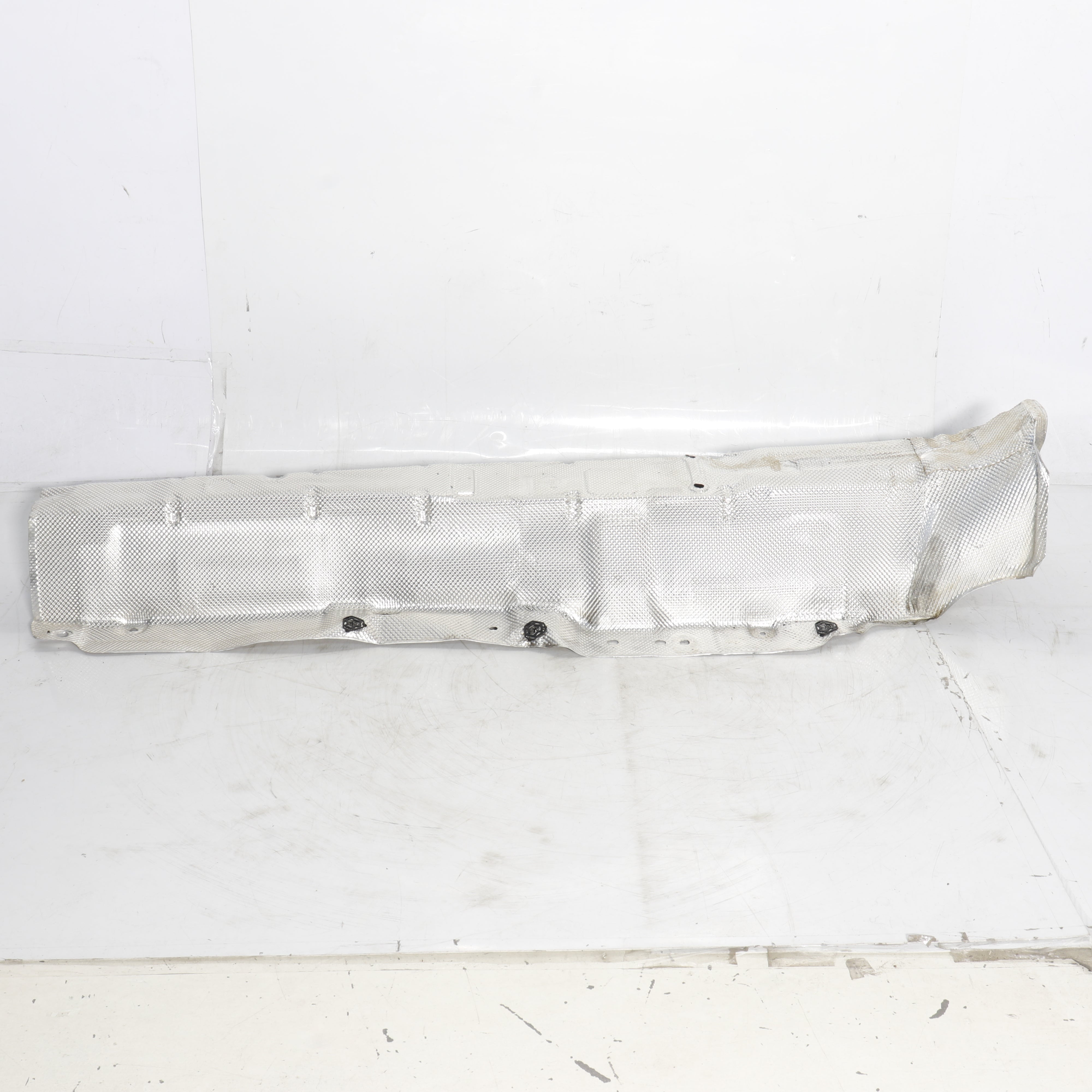 Used VOLKSWAGEN POLO 1.2 TRENDLINE DSG Exhaust Heat Shield - OEM Part 2Q0825735,2Q0825671