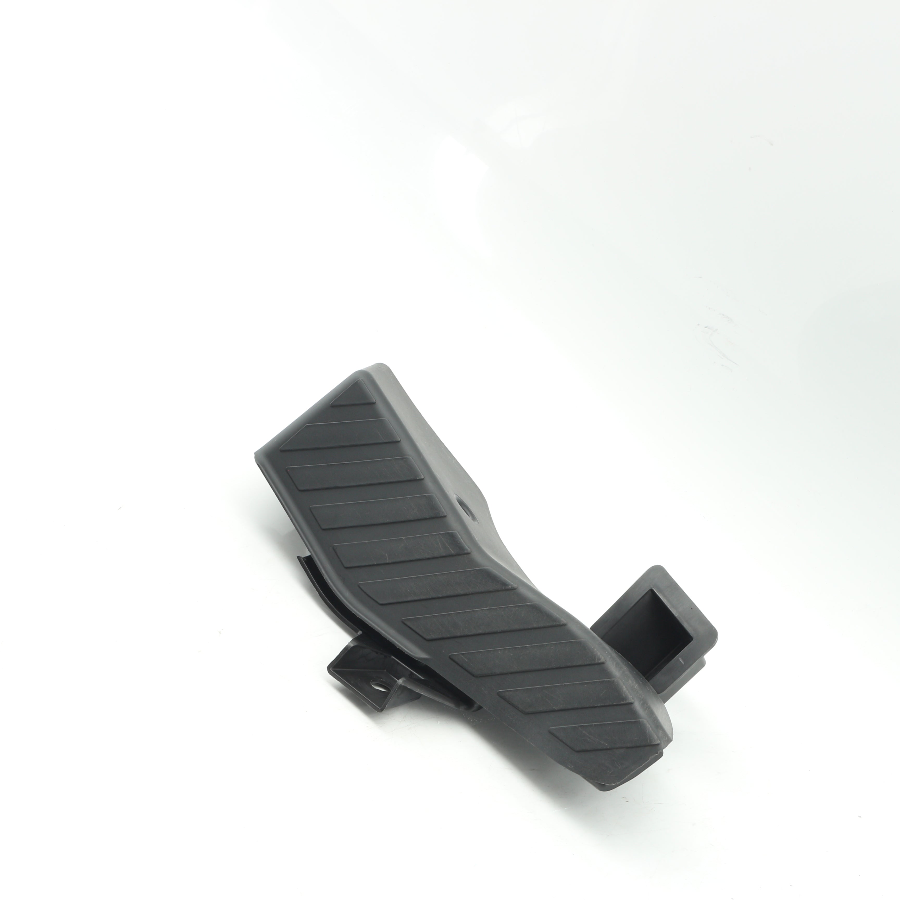 Used VOLKSWAGEN POLO 1.2 TRENDLINE DSG Foot Rest Cover - OEM Part 2Q2864767