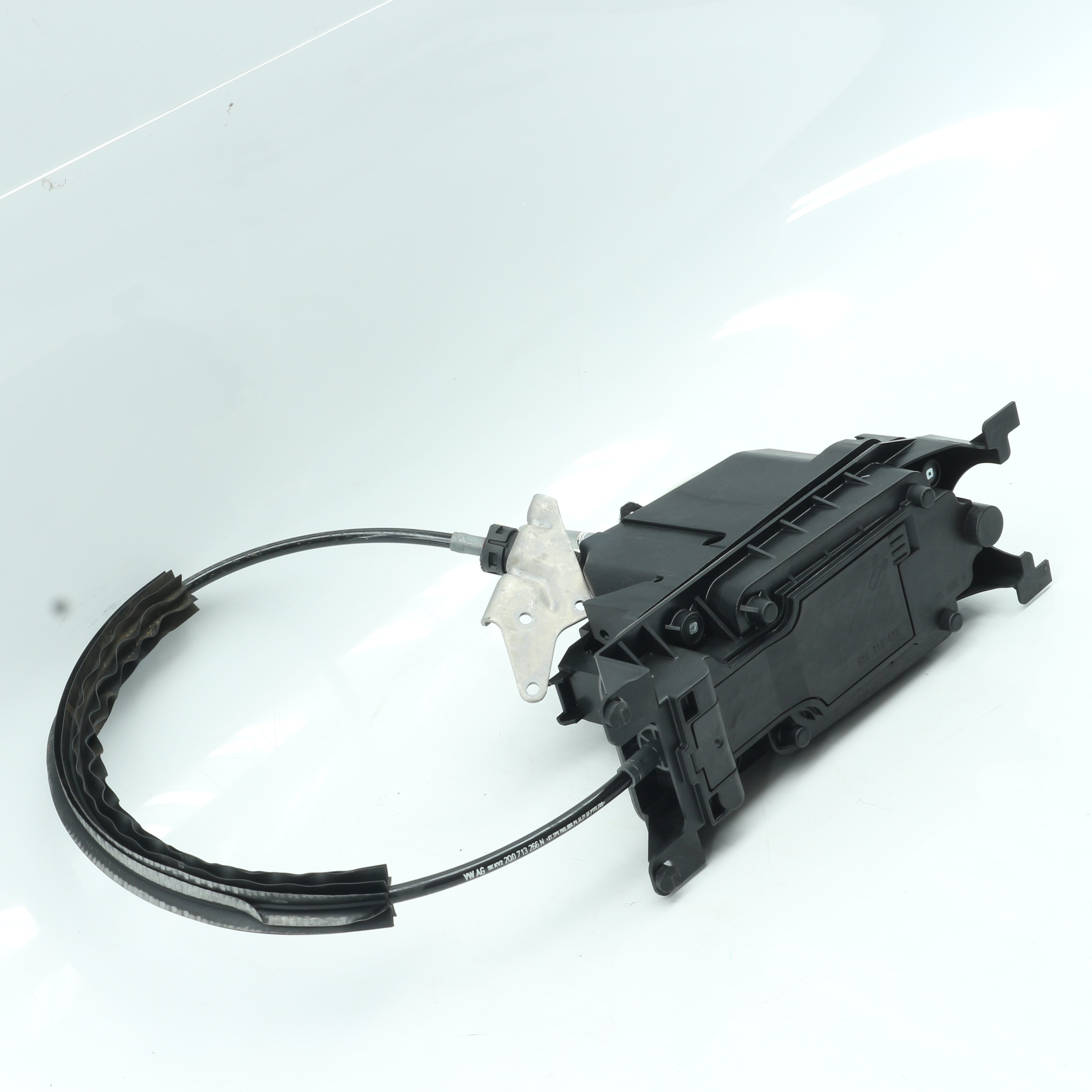 Used VOLKSWAGEN POLO 1.2 TRENDLINE DSG Gear Shifter Assembly 2Q2713023Q