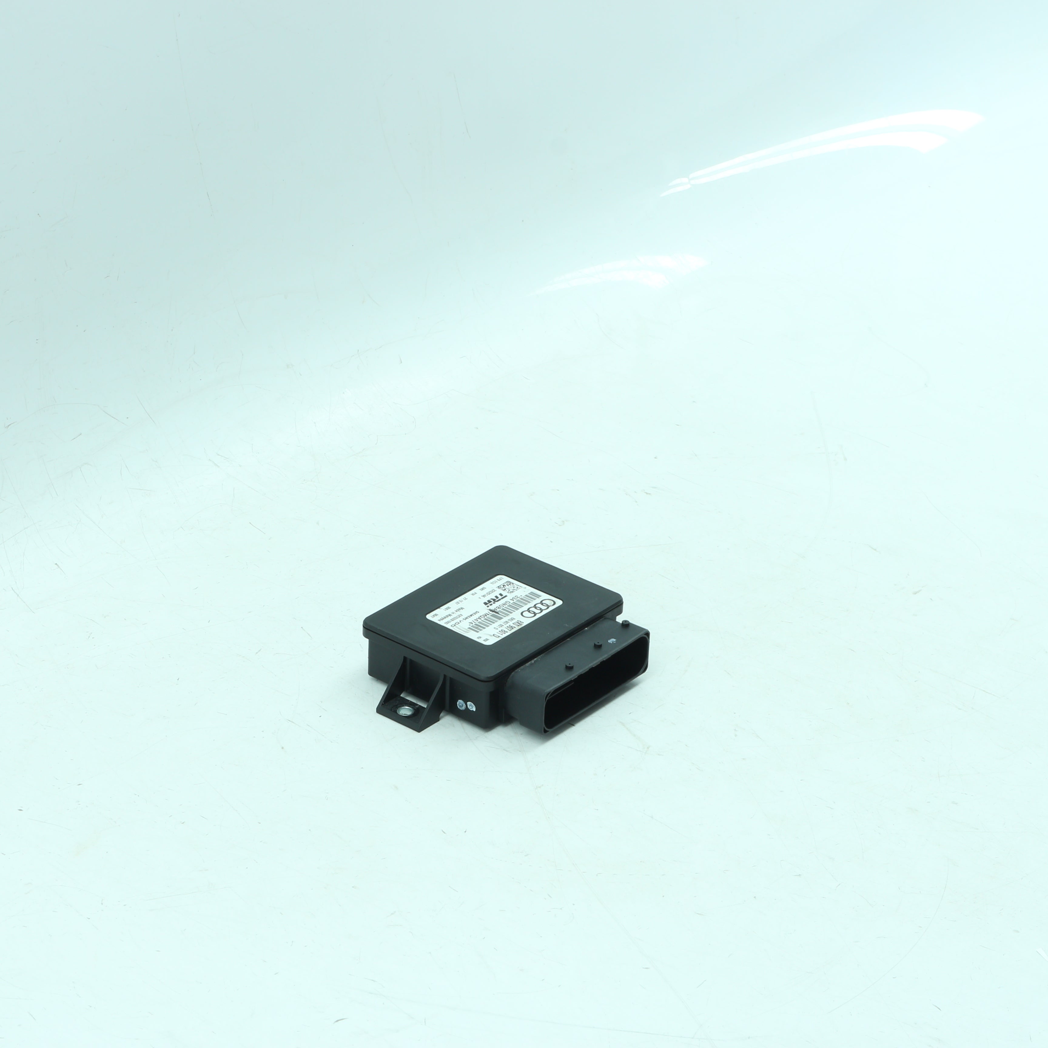 Used AUDI A5 S5 QUATTRO Parking Brake Control Module - OEM Part 8K0907801D