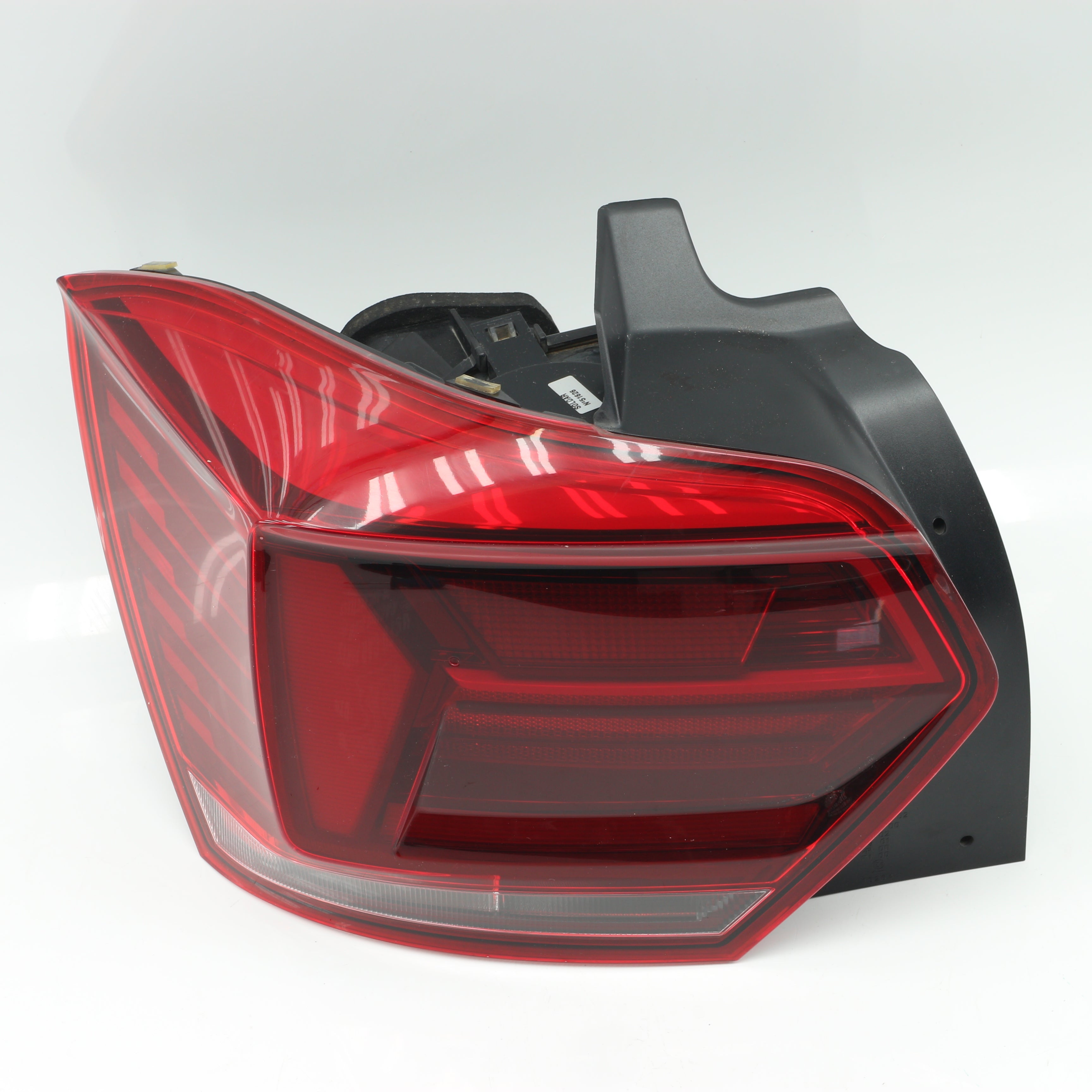 Used VOLKSWAGEN POLO 1.2 TRENDLINE DSG Passenger Side Tail Light - OEM Part 2G0945111A