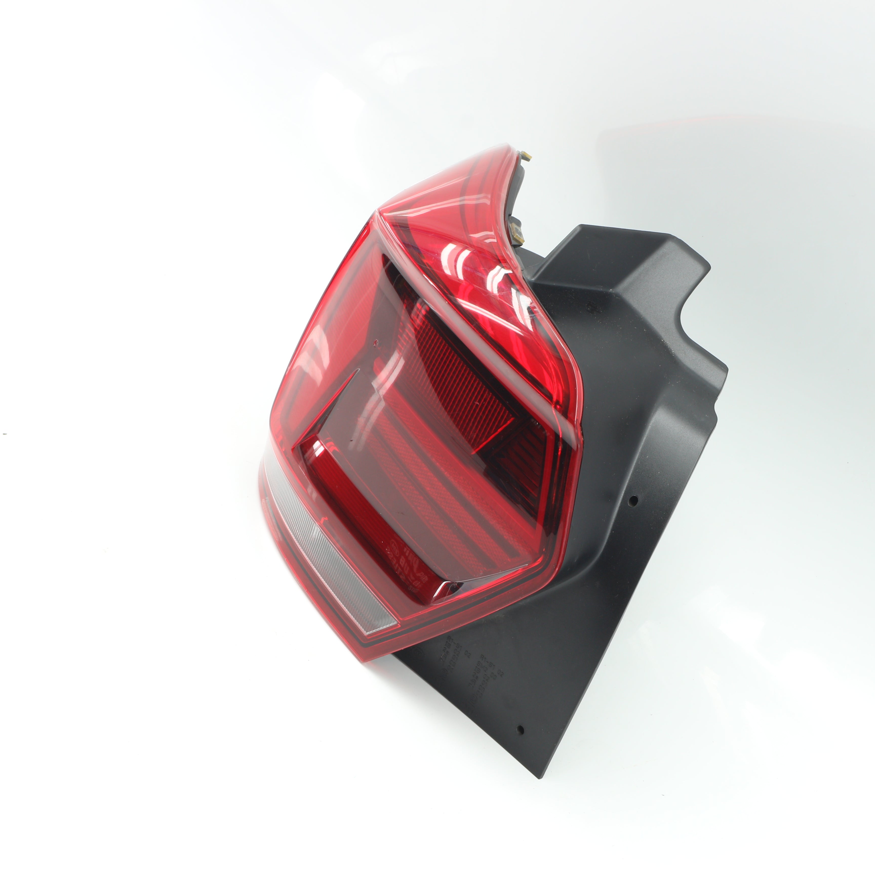 Used VOLKSWAGEN POLO 1.2 TRENDLINE DSG Passenger Side Tail Light - OEM Part 2G0945111A
