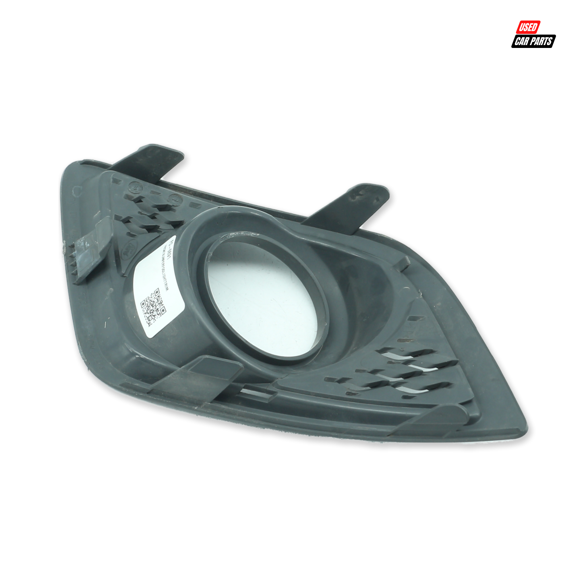 Passengers Side Fog Light Grill (Part Number 6S6119953) for FORD FIESTA 1.4i TREND 3Dr Silver 2006 - Used