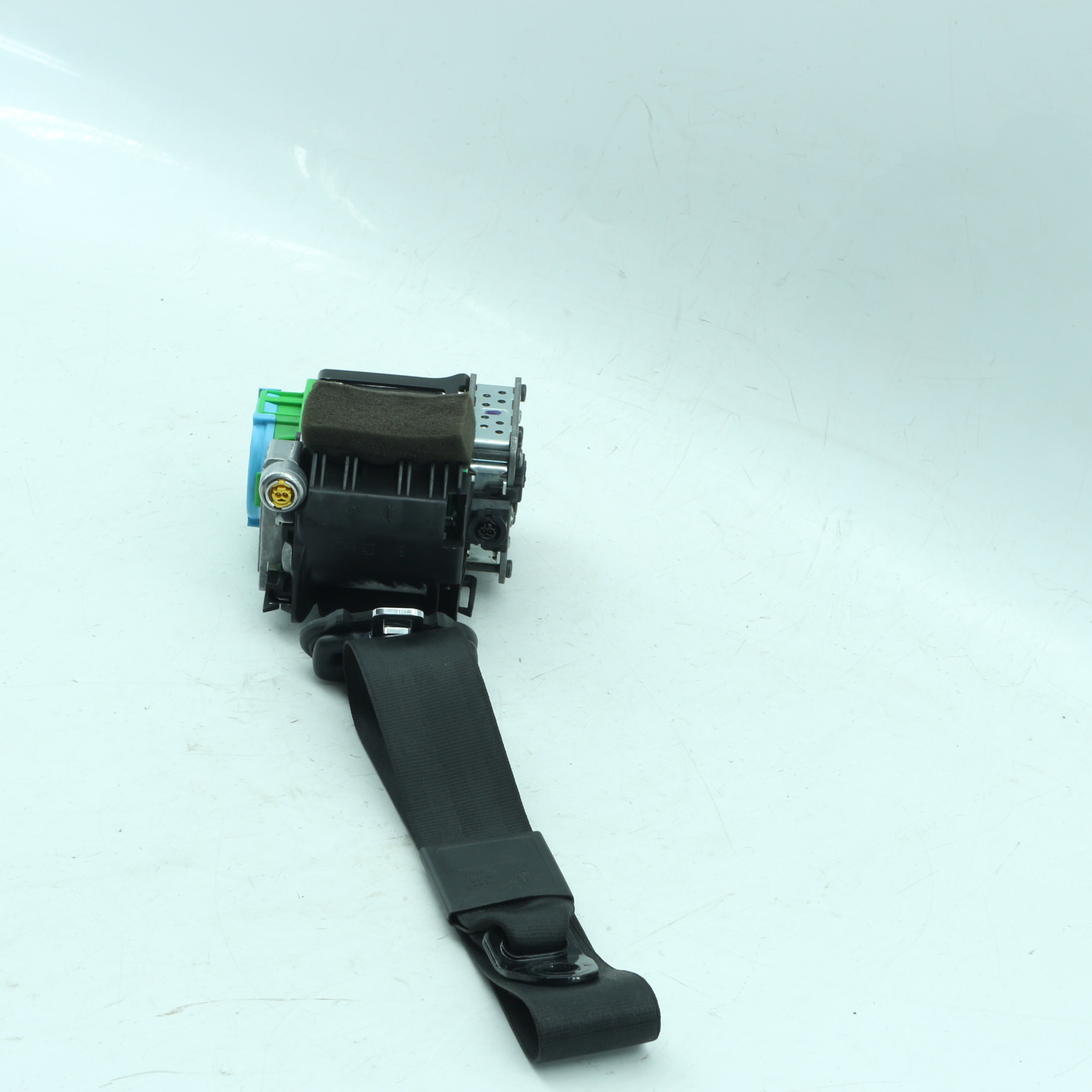 Used AUDI A5 S5 QUATTRO Passengers Side Front Seatbelt - OEM Part 305797410