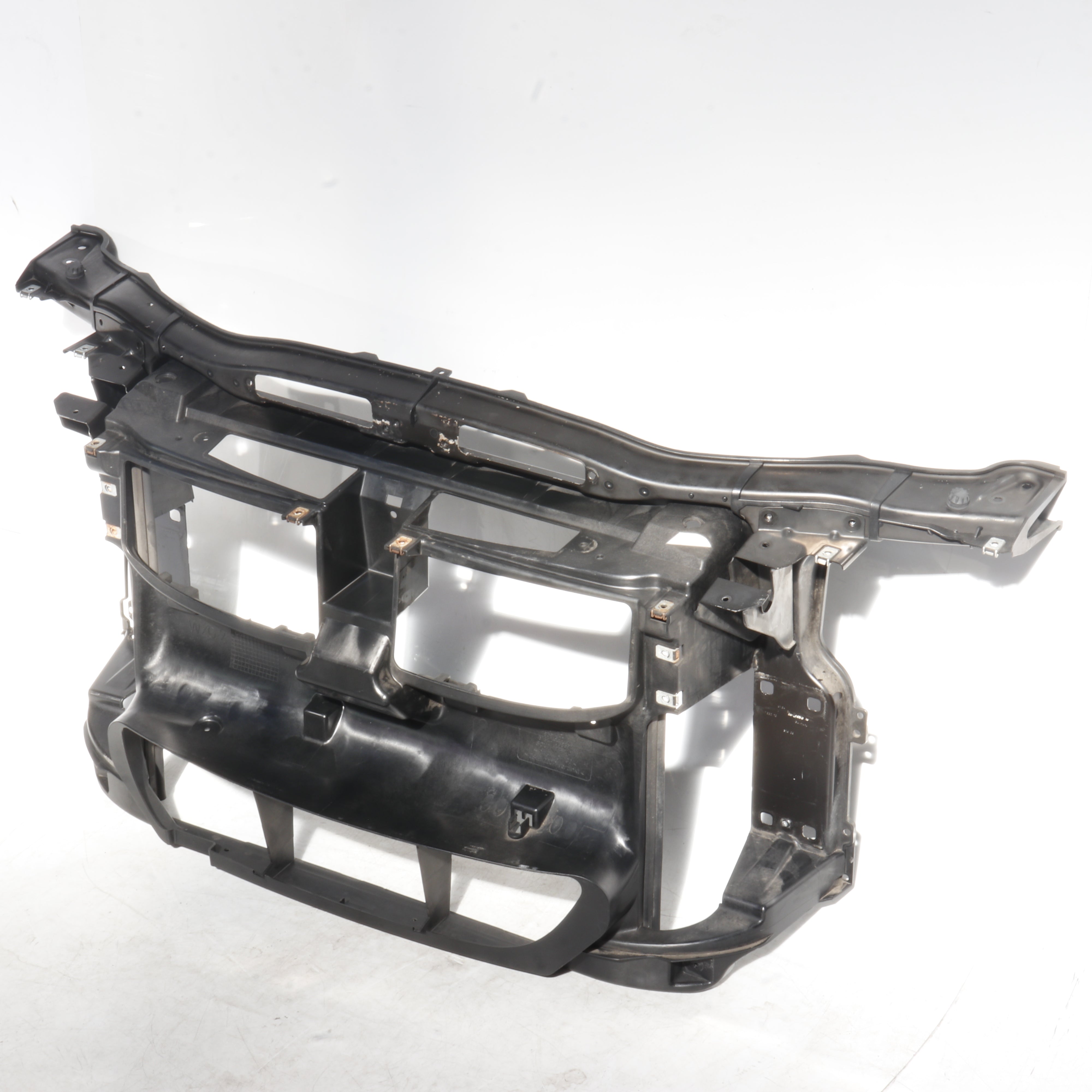 Used BMW 320i A/T (E90) radiator cradle - 1858150016