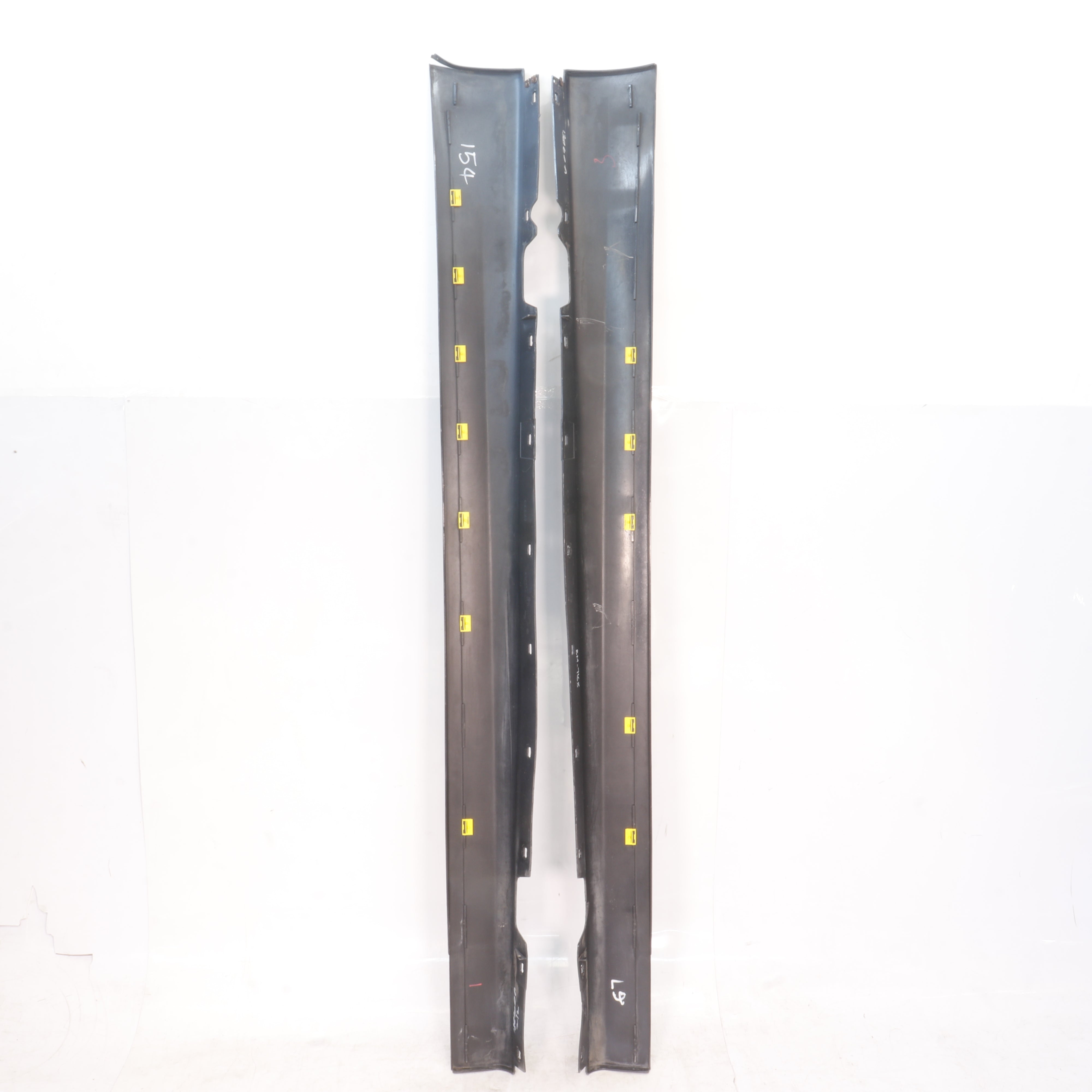 Used BMW 320i A/T (E90) side skirts (set) - 51717062297,51717062298