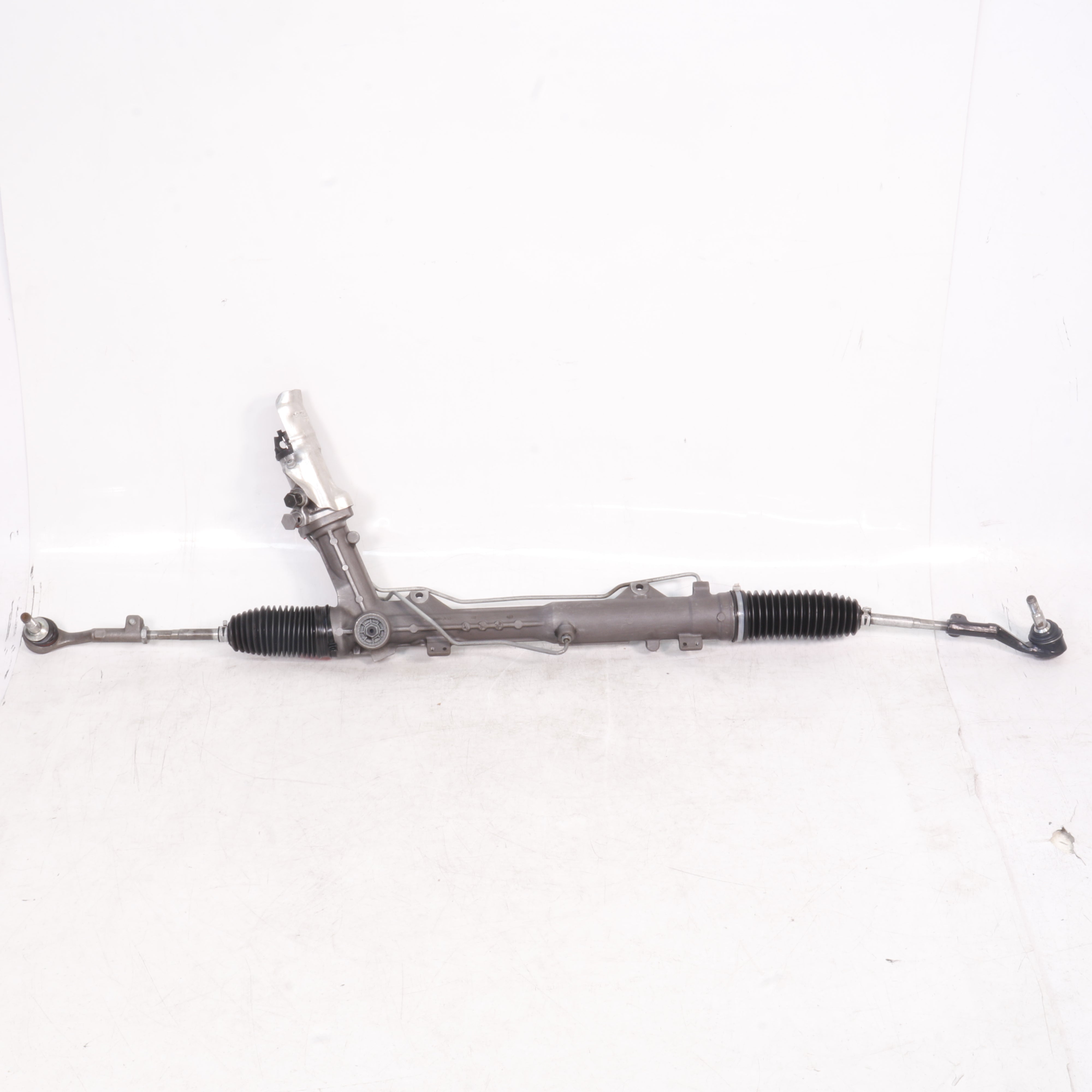 Used BMW 320i A/T (E90) steering rack - 7853501220
