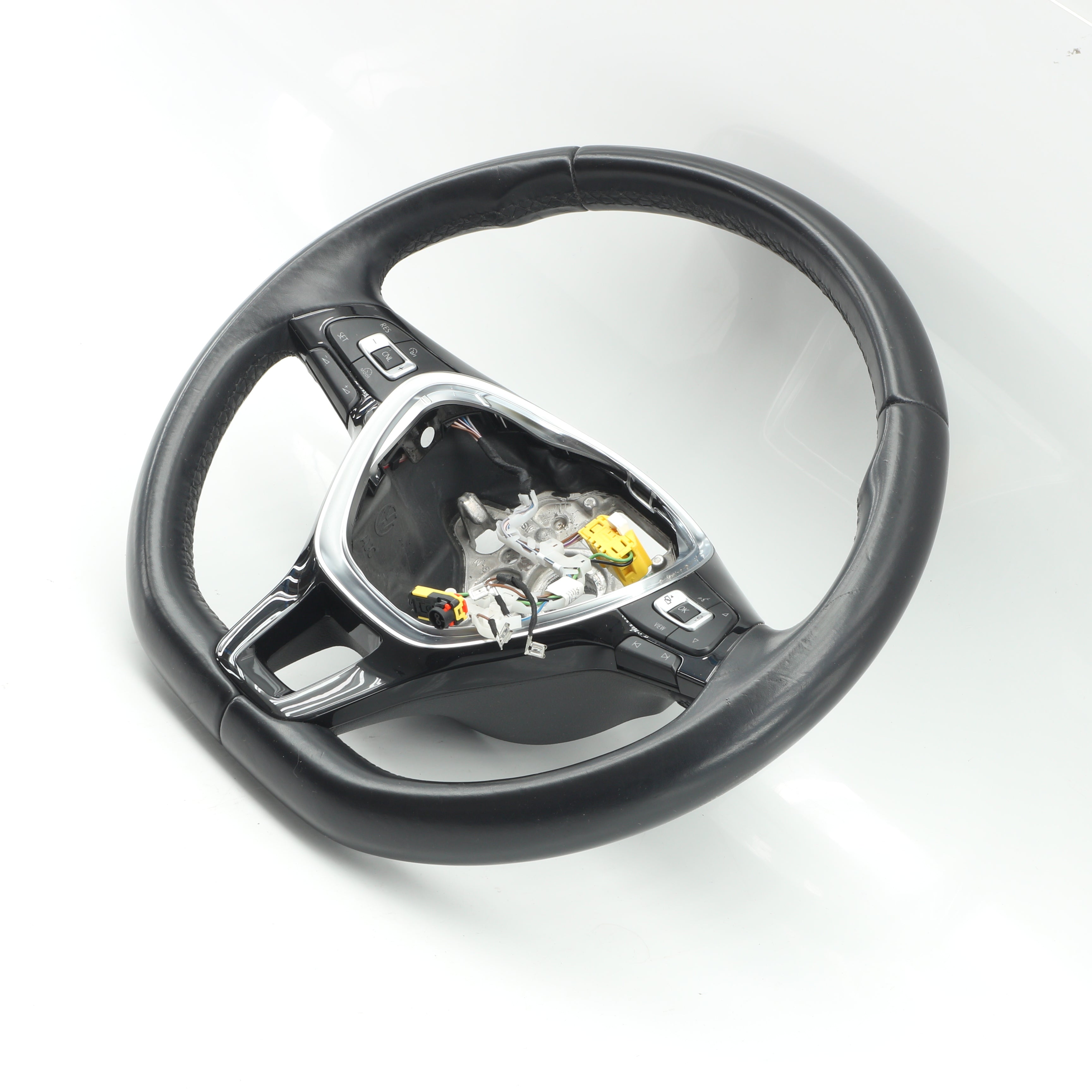 Used VOLKSWAGEN POLO 1.2 TRENDLINE DSG Steering Wheel - OEM Part 640787400A