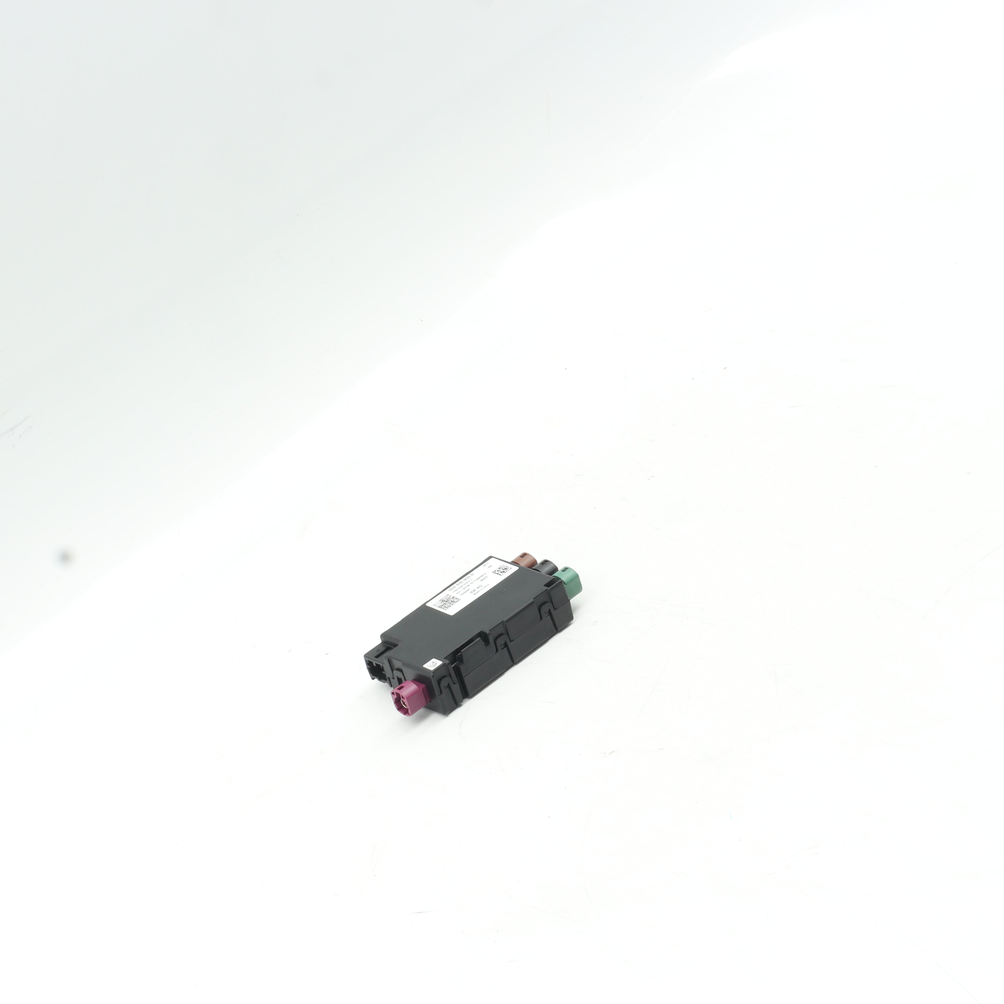 Used VOLKSWAGEN POLO 1.2 TRENDLINE DSG USB distributor hub voltage converter 5G0035953D
