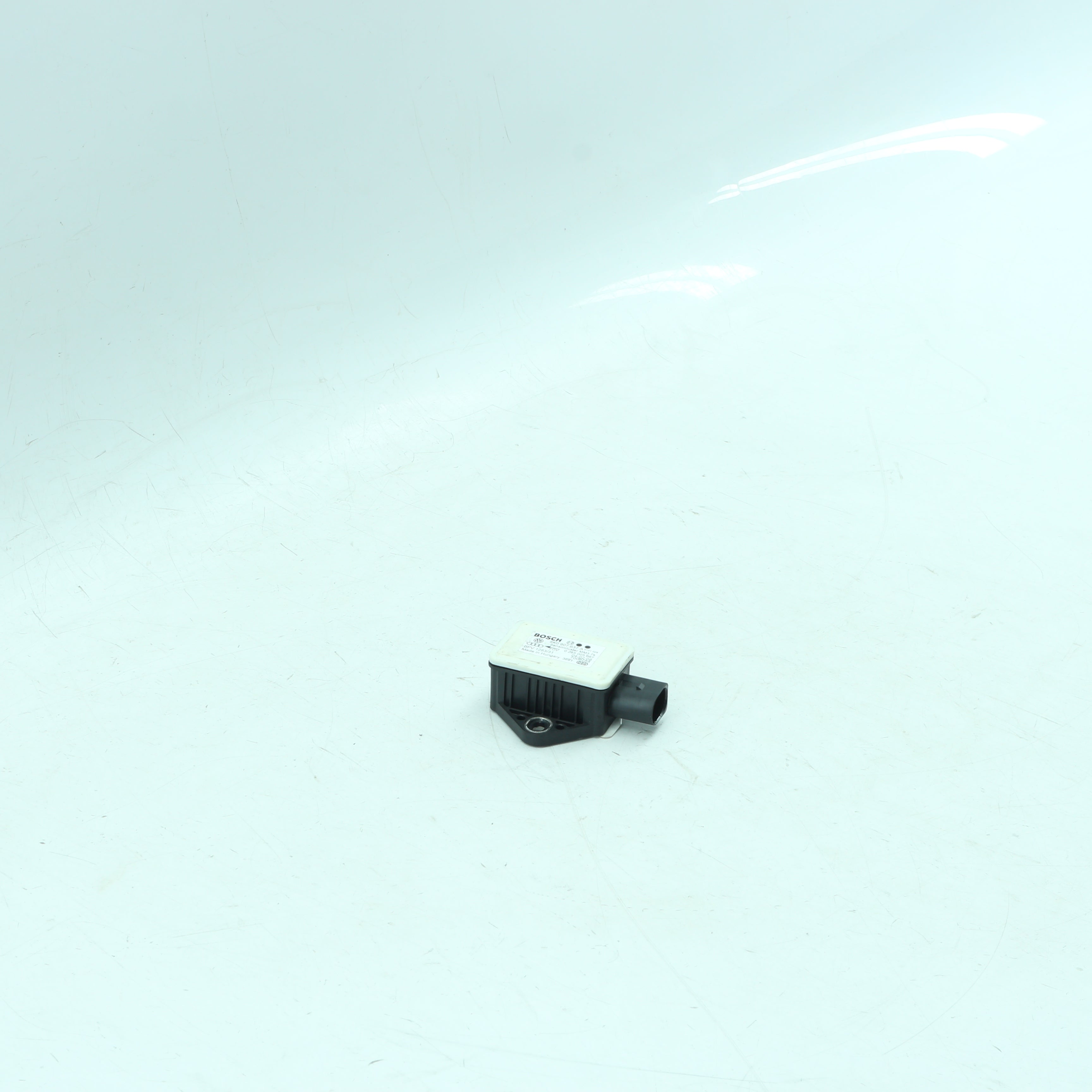 Used Audi A5 S5 QUATTRO Yaw Rate Speed Control Sensor - OEM Part 8K0907637A