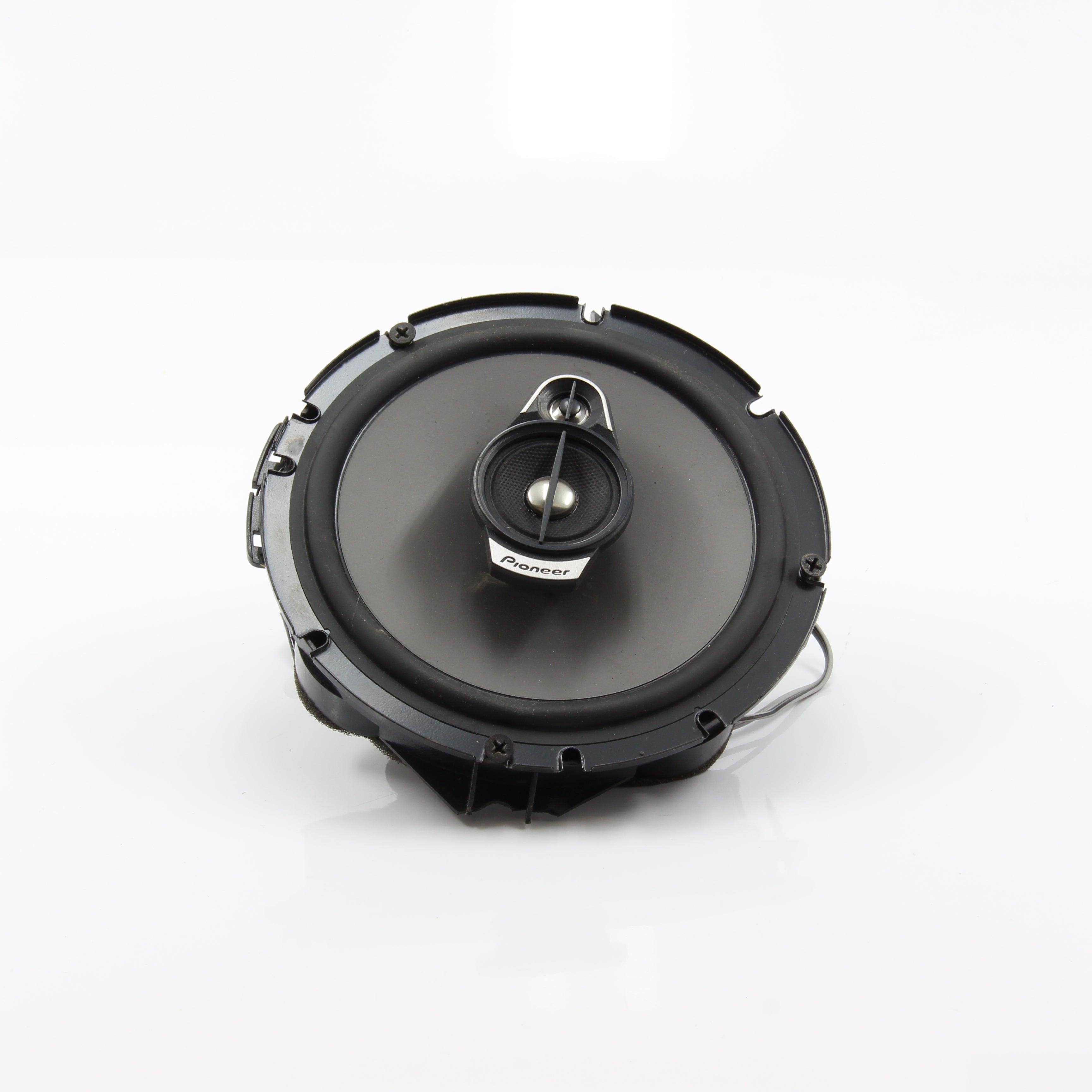 2002 AUDI TT COUPE Speakers