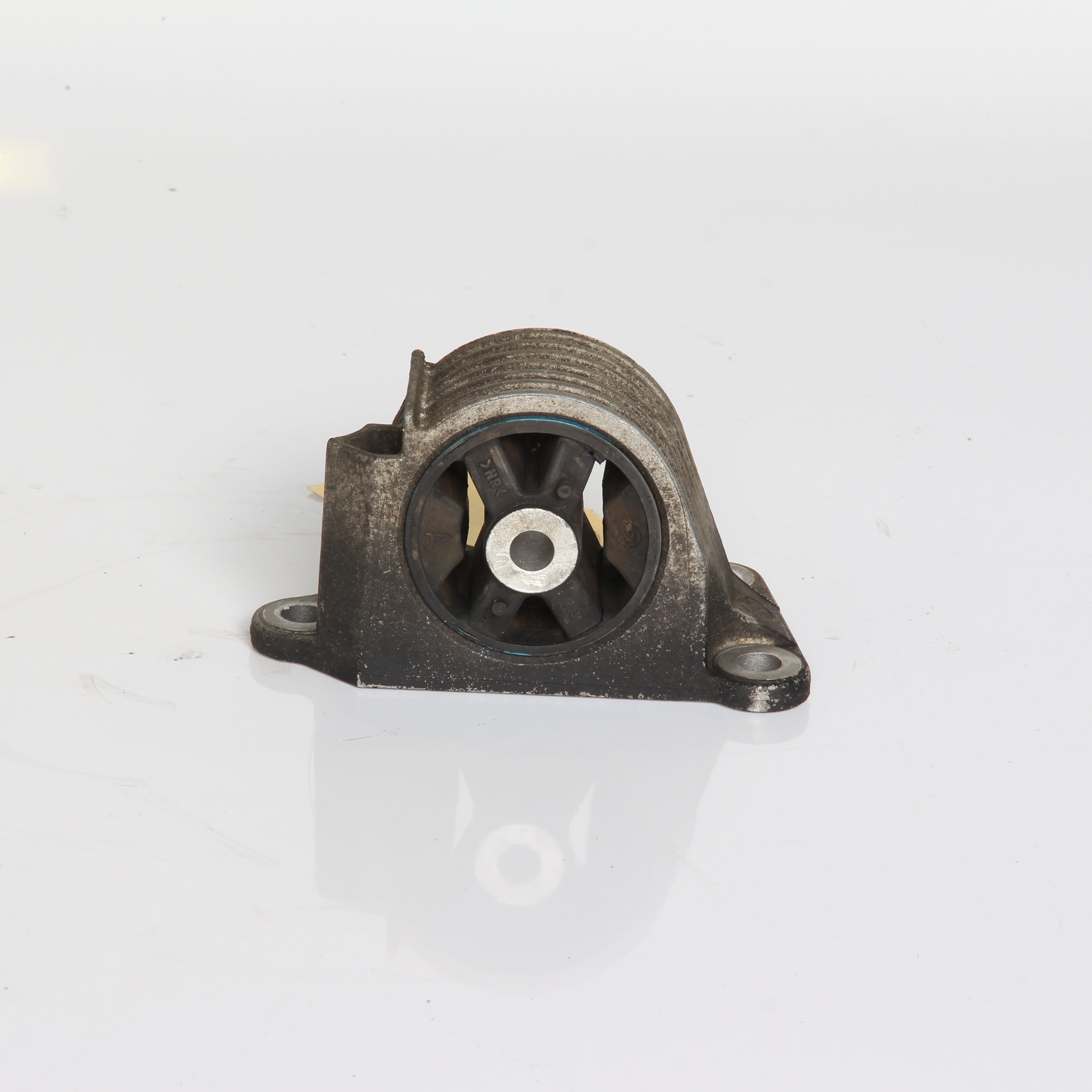 2010 AUDI A3 Engine Mounting